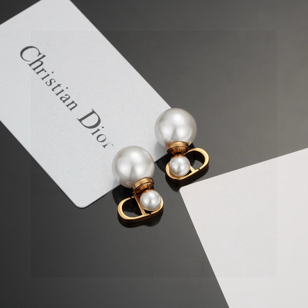 Dior Tribales CD Logo Pearl Earrings earrings Antique gold-tone metal white resin pearls 1 5cm diameter front pearl 1 2cm length CD charm