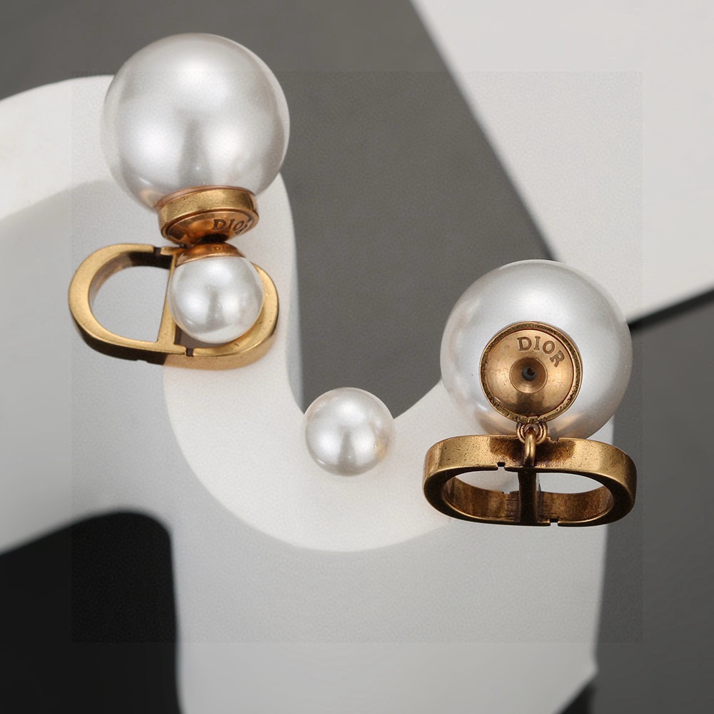 Dior Tribales CD Logo Pearl Earrings earrings Antique gold-tone metal white resin pearls 1 5cm diameter front pearl 1 2cm length CD charm