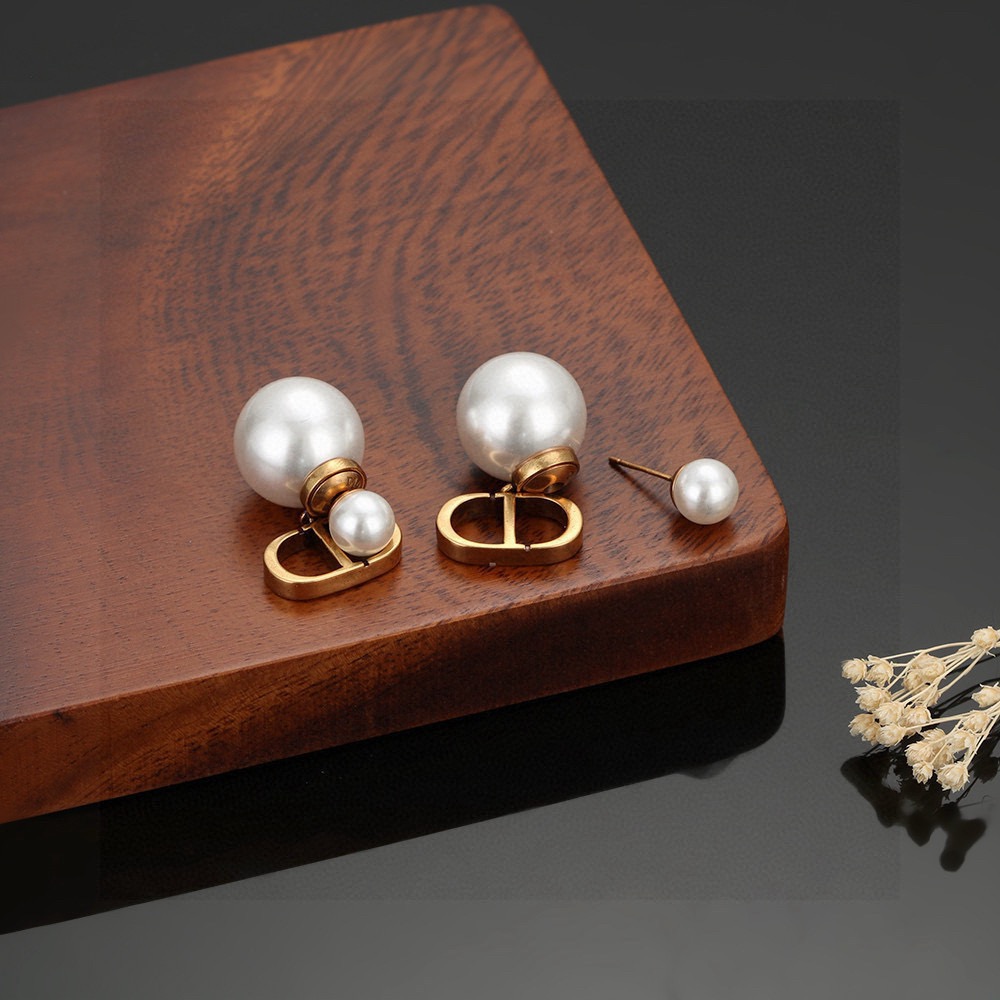 Dior Tribales CD Logo Pearl Earrings earrings Antique gold-tone metal white resin pearls 1 5cm diameter front pearl 1 2cm length CD charm