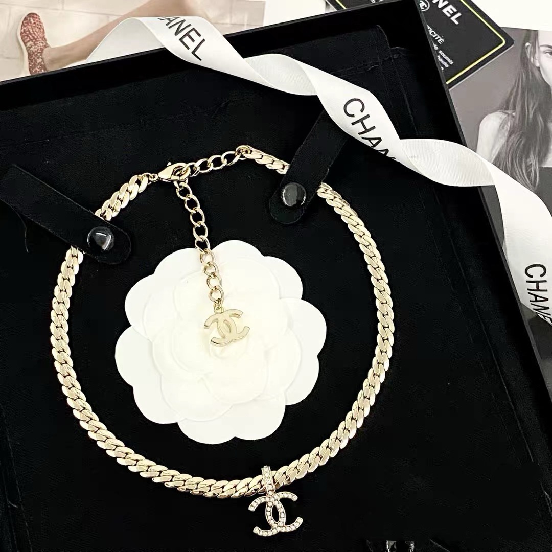 Chanel CC Logo Curb Chain Choker necklace light gold tone metal with clear crystal pave on CC pendant 40cm with 5cm extender