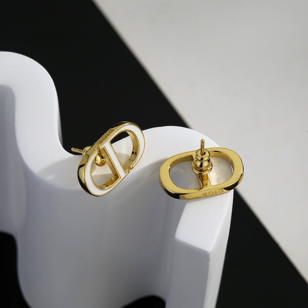 Dior Tribales CD Logo earrings Gold-tone metal One Size