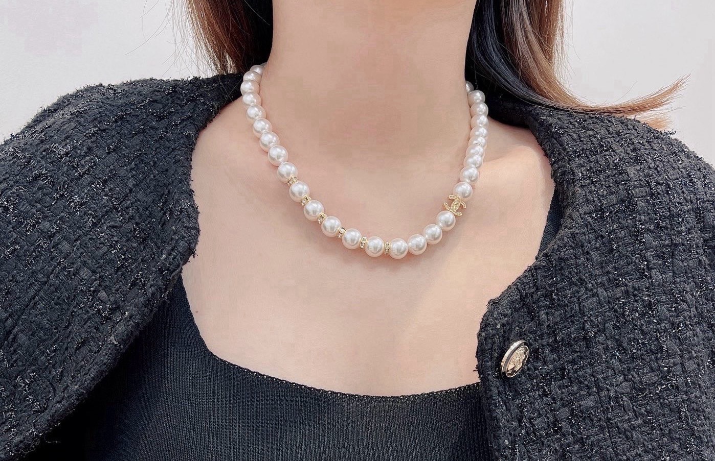 Chanel CC Pearl Crystal bracelet Gold-tone metal white faux pearl clear crystal 18cm