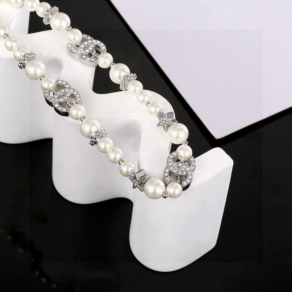 Chanel CC Logo Crystal Star Pearl Choker necklace Silver-tone metal white faux pearl clear crystal Adjustable 36-42cm