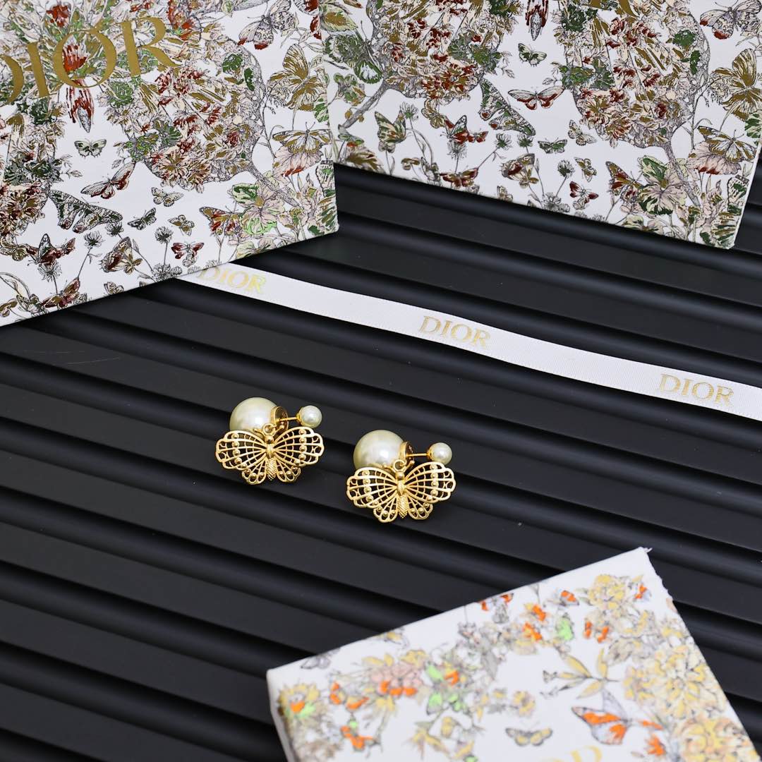 Dior Tribales Butterfly Pearl earrings Gold-tone metal with cream white faux pearls One Size