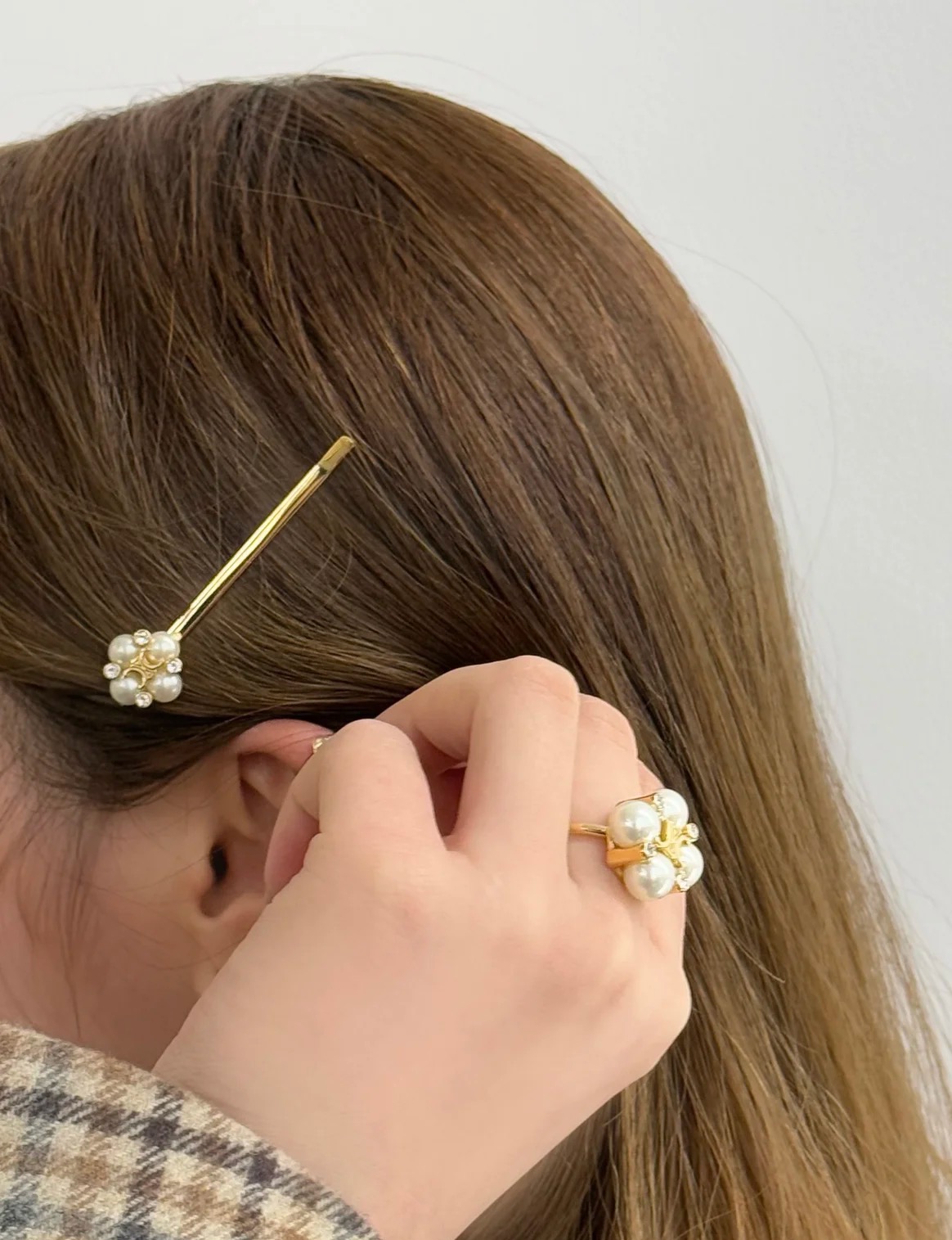 Celine Arc de Triomphe Pearl Flower brooch gold-tone metal with white pearls and clear crystal accents 6cm
