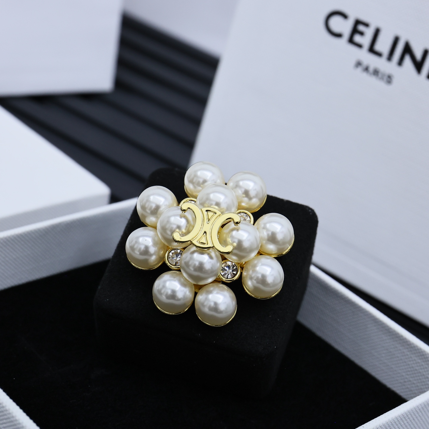 Celine Arc de Triomphe Pearl Flower brooch gold-tone metal cream white faux pearl clear crystal 3cm diameter