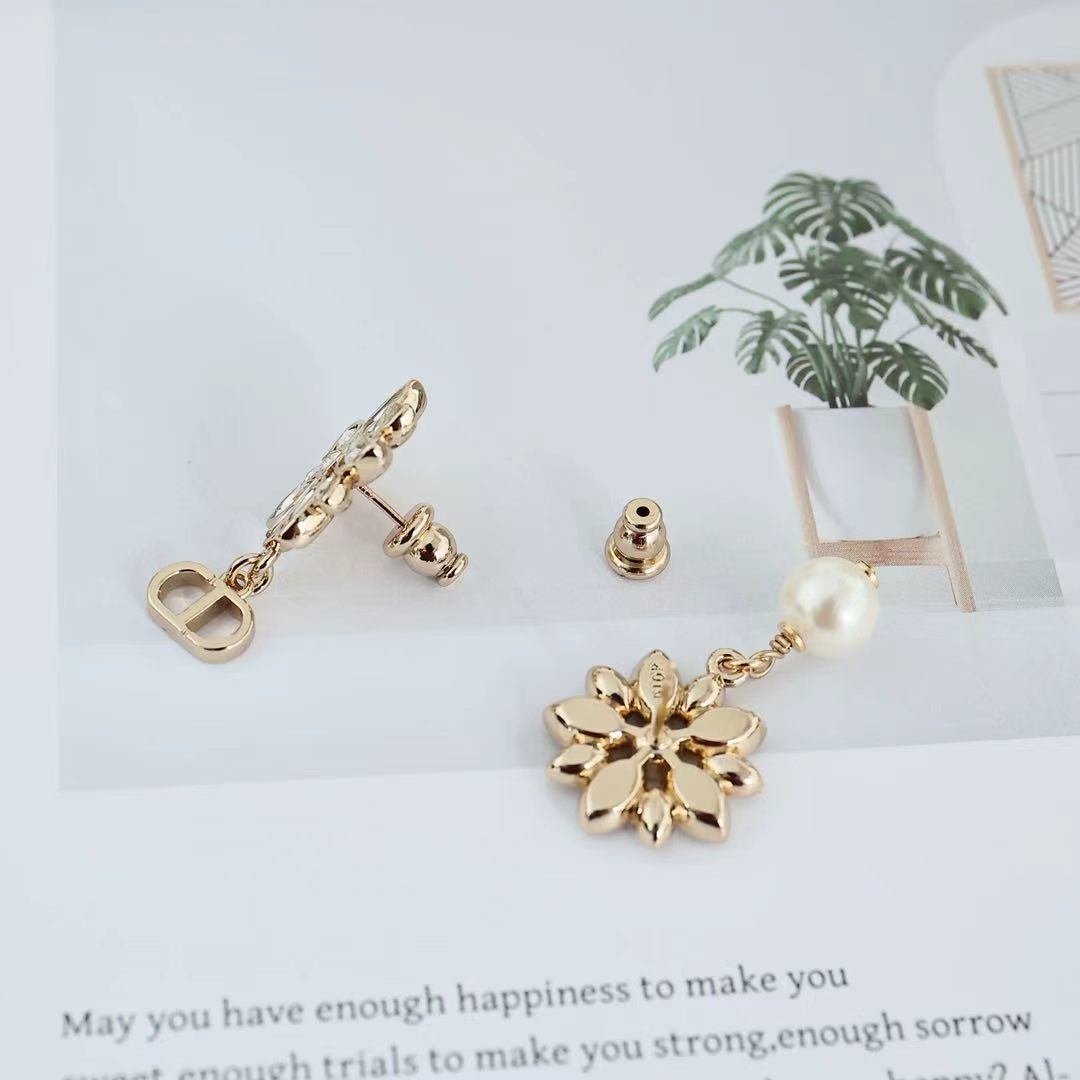 Dior CD Logo Flower Pearl Mismatched Drop Earrings earrings Gold-tone metal with clear faceted crystals and white pearl 2 5cm drop length