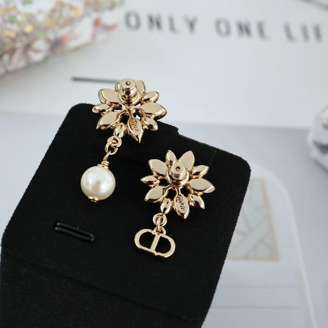 Dior CD Logo Flower Pearl Mismatched Drop Earrings earrings Gold-tone metal with clear faceted crystals and white pearl 2 5cm drop length