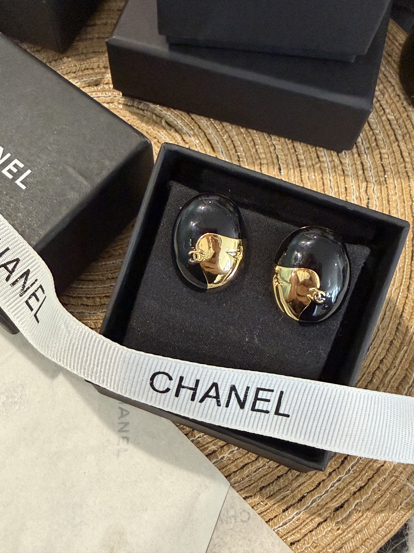 Chanel CC Logo Oval Resin Stud Earrings earrings Gold-tone metal with black resin 2 5cm length per earring
