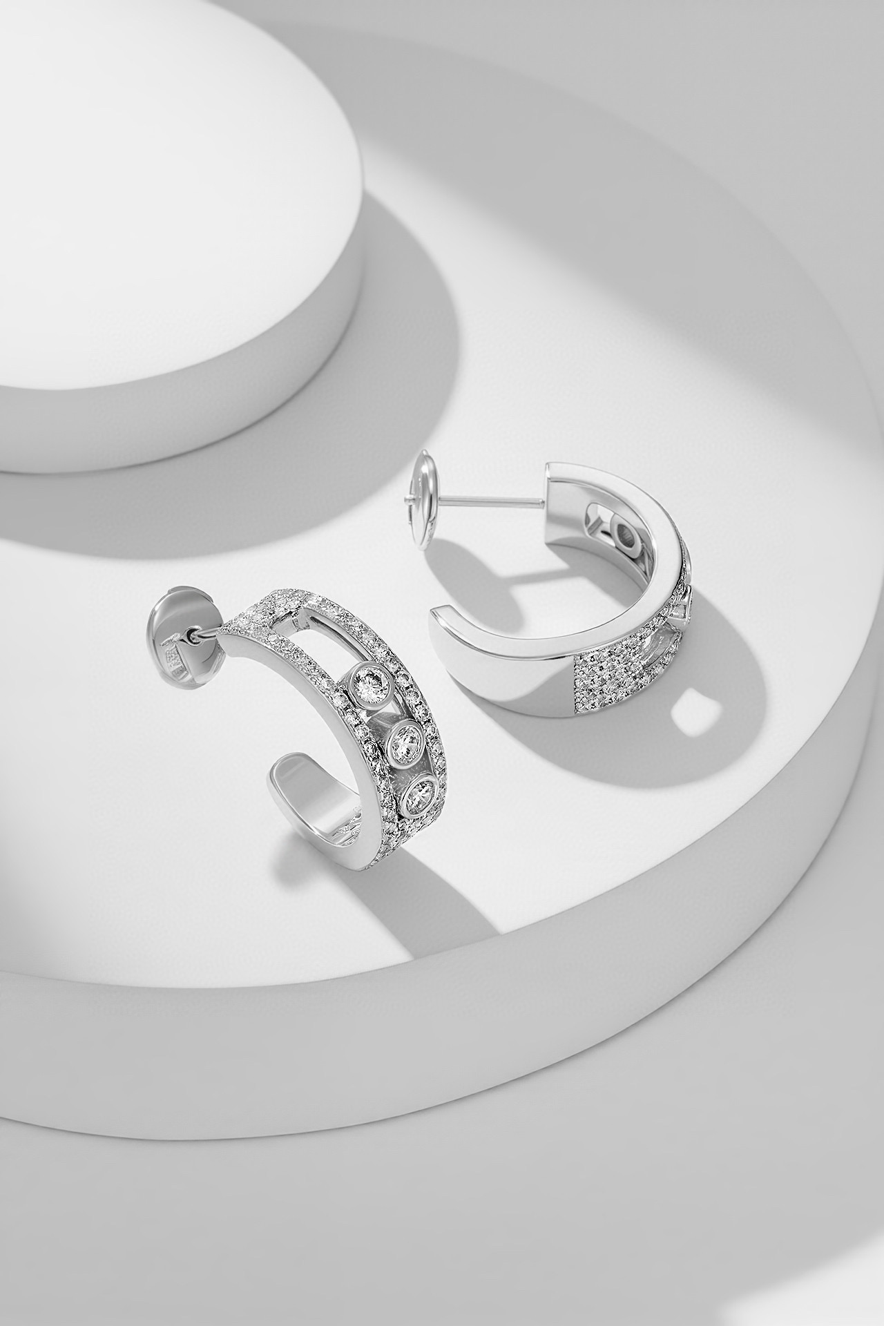 Messika Move Uno earrings 18k yellow gold with clear diamonds 15mm hoop diameter