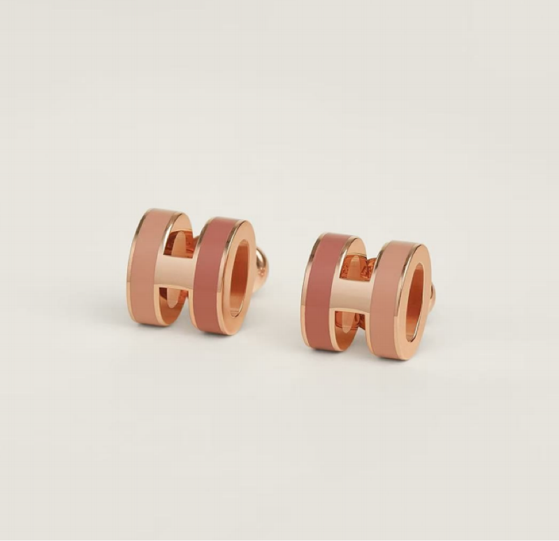 Boucles d'oreilles Hermes Mini Pop H Métal doré avec émail rose et vert Métal doré avec émail noir et bordeaux Métal doré rose avec émail terre cuite et blush 1 à 2 cm de diamètre