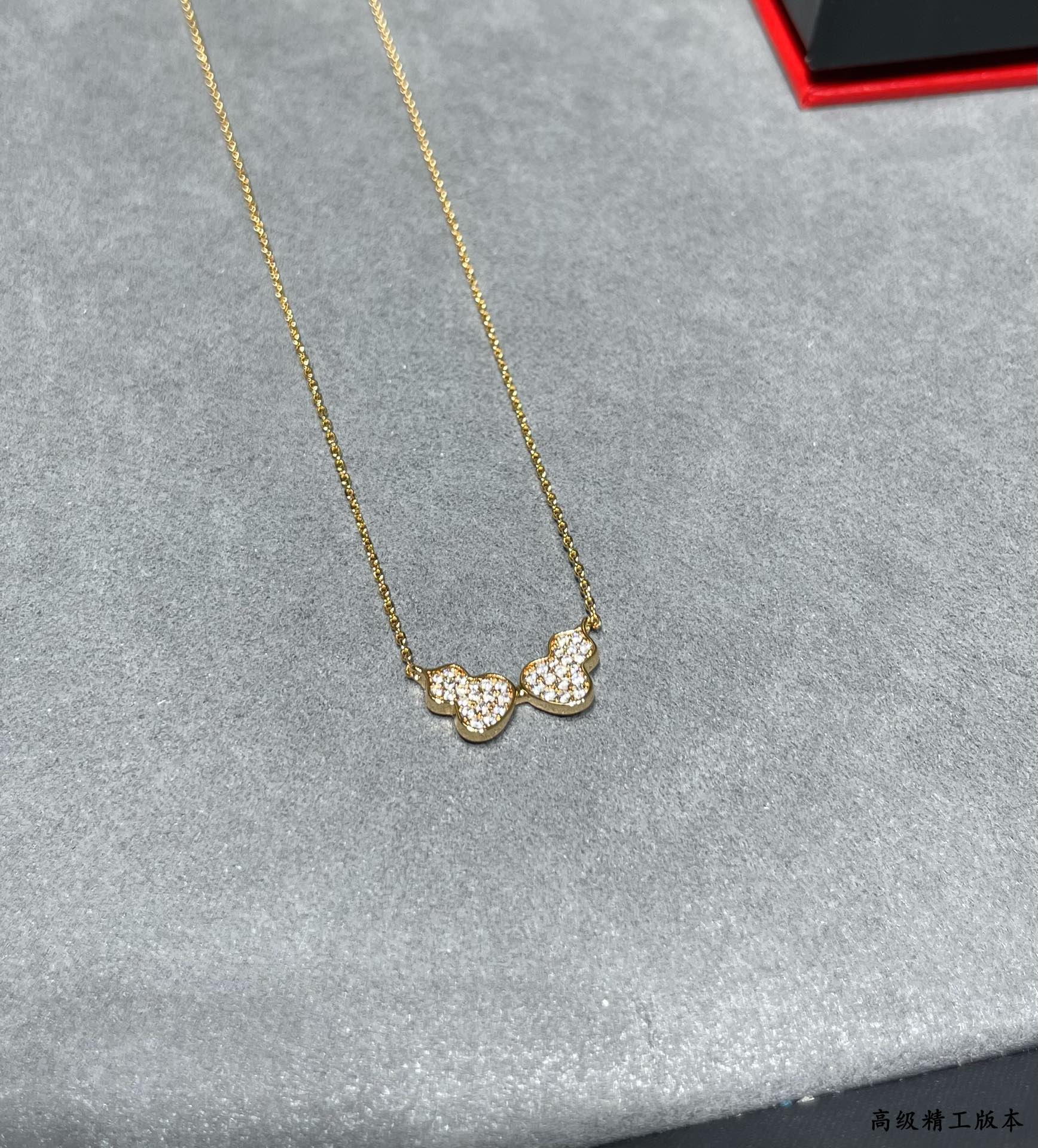 Qeelin Wulu necklace 18K yellow gold with clear pave diamonds 42cm with 5cm extender
