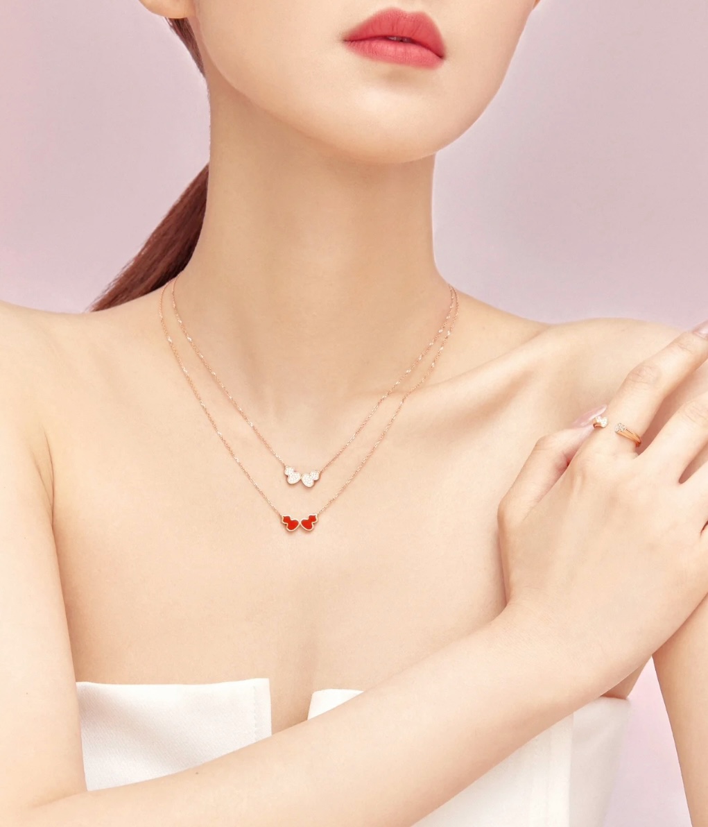Qeelin Wulu necklace 18K yellow gold with clear pave diamonds 42cm with 5cm extender