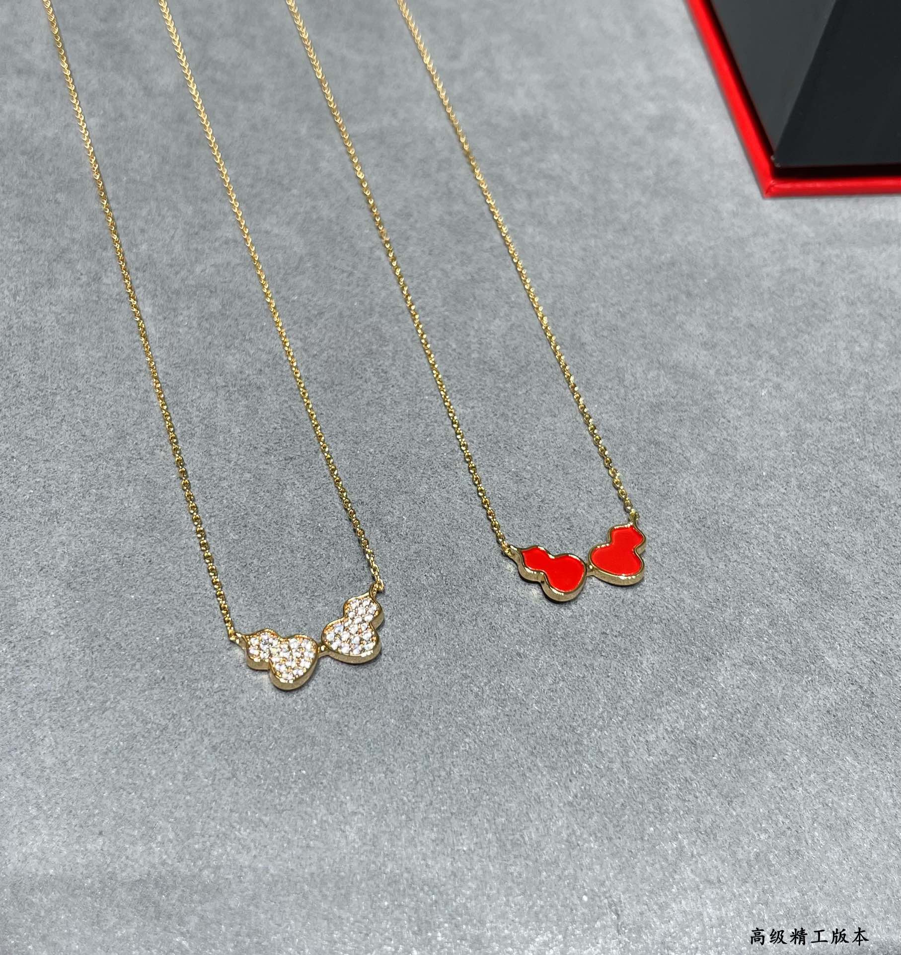 Qeelin Wulu necklace 18K yellow gold with clear pave diamonds 42cm with 5cm extender