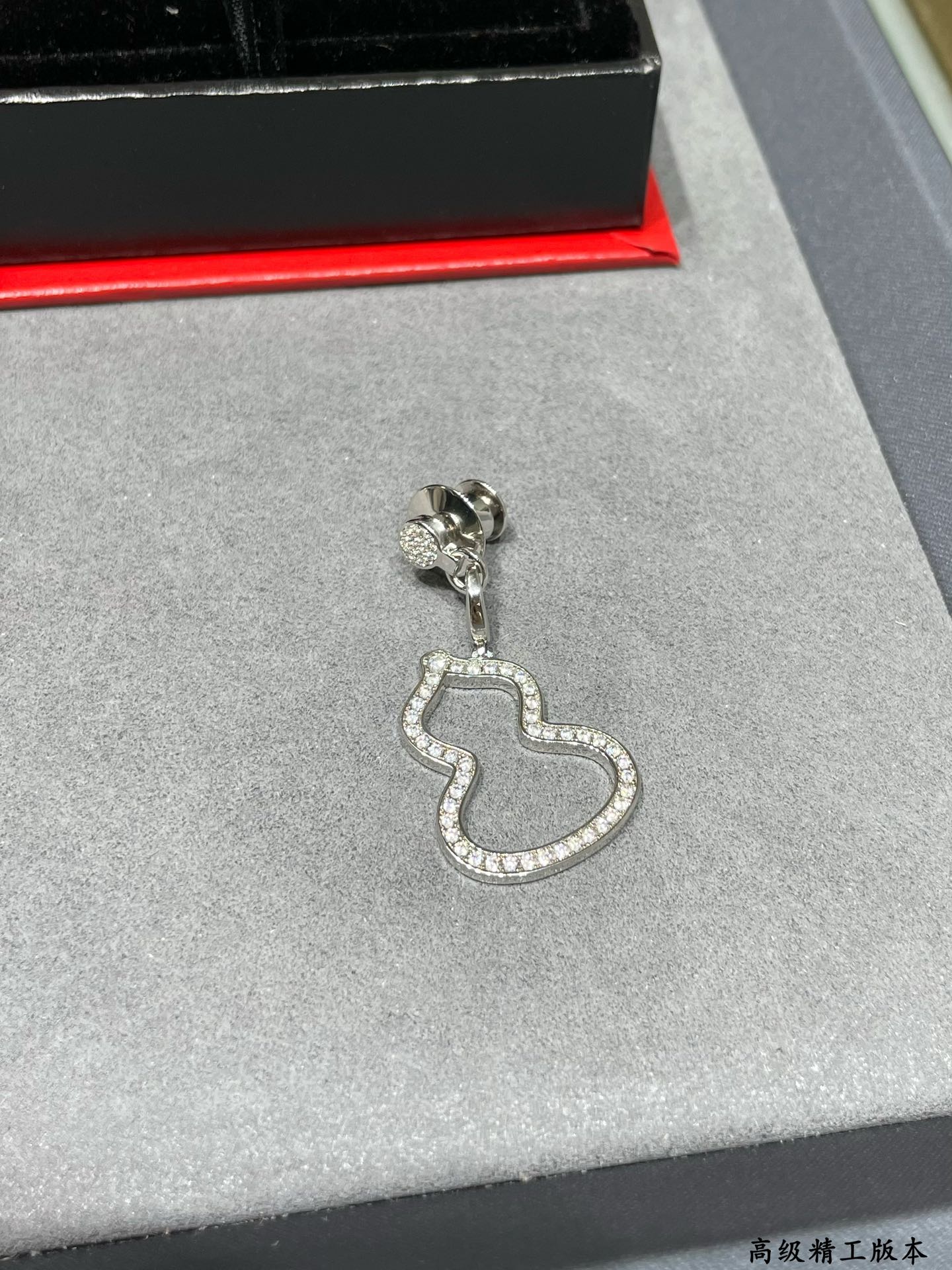 Qeelin Skeleton Wulu earrings silver-toned metal with clear pave diamonds gold-toned metal with clear pave diamonds 2 5cm drop length