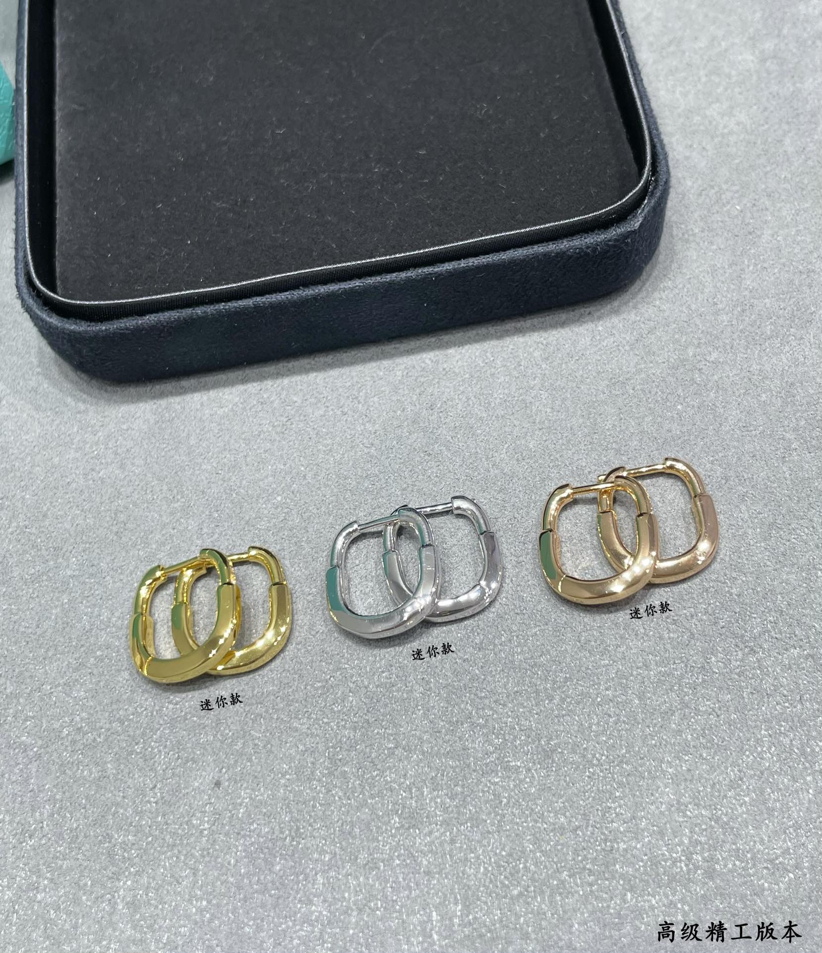 Tiffany Tiffany Lock Mini Hoop Earrings earrings 18k yellow gold 18k rose gold with clear diamond accents Mini 10mm outer diameter