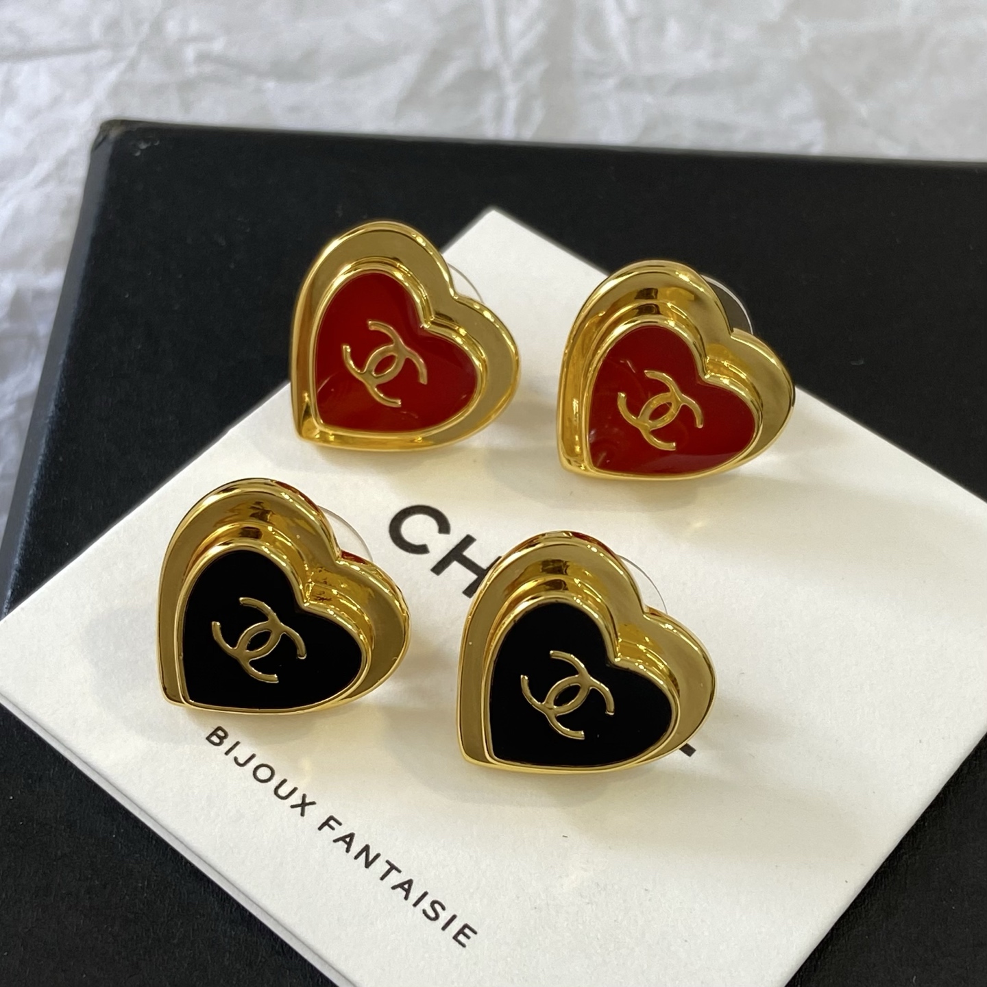 Chanel CC Heart Stud Earrings earrings gold-tone metal with red enamel and black enamel 1 5cm diameter