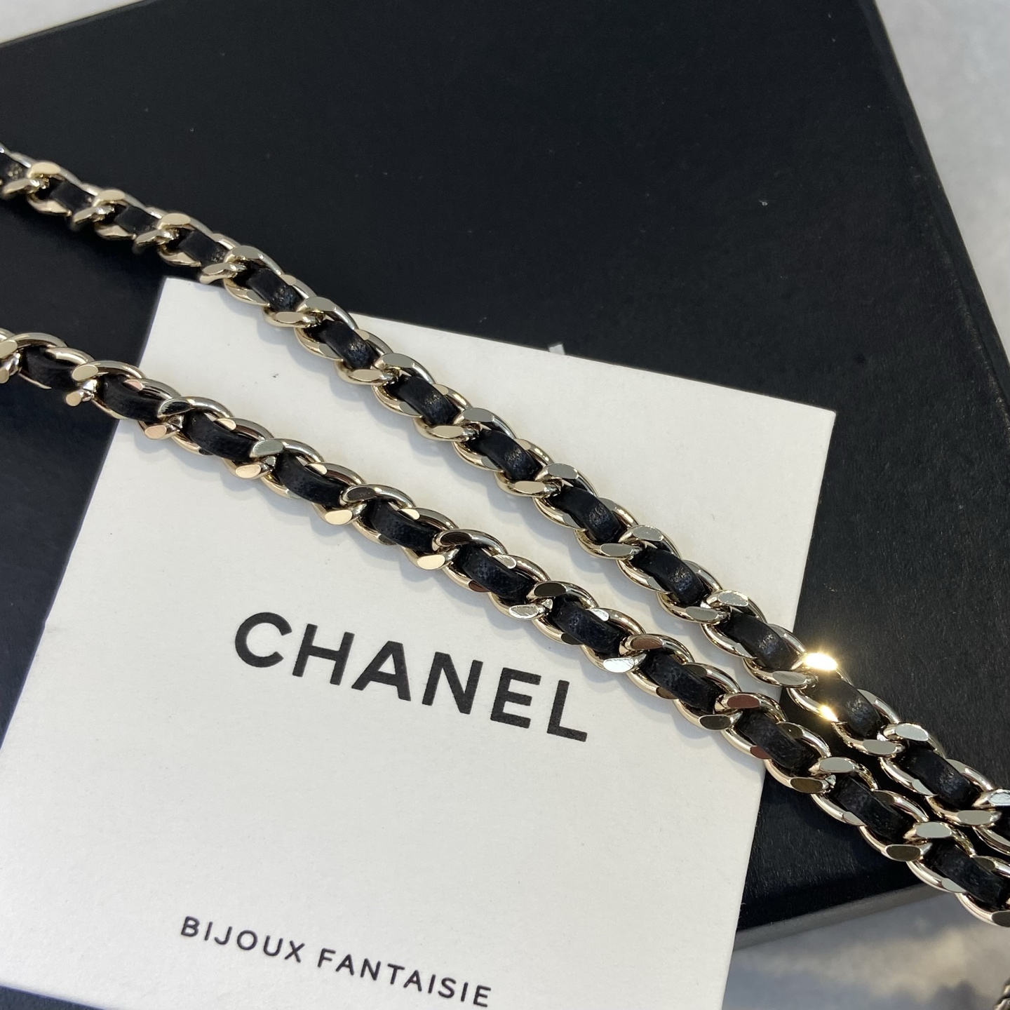 Chanel CC Heart Locket necklace light gold metal black leather 60cm