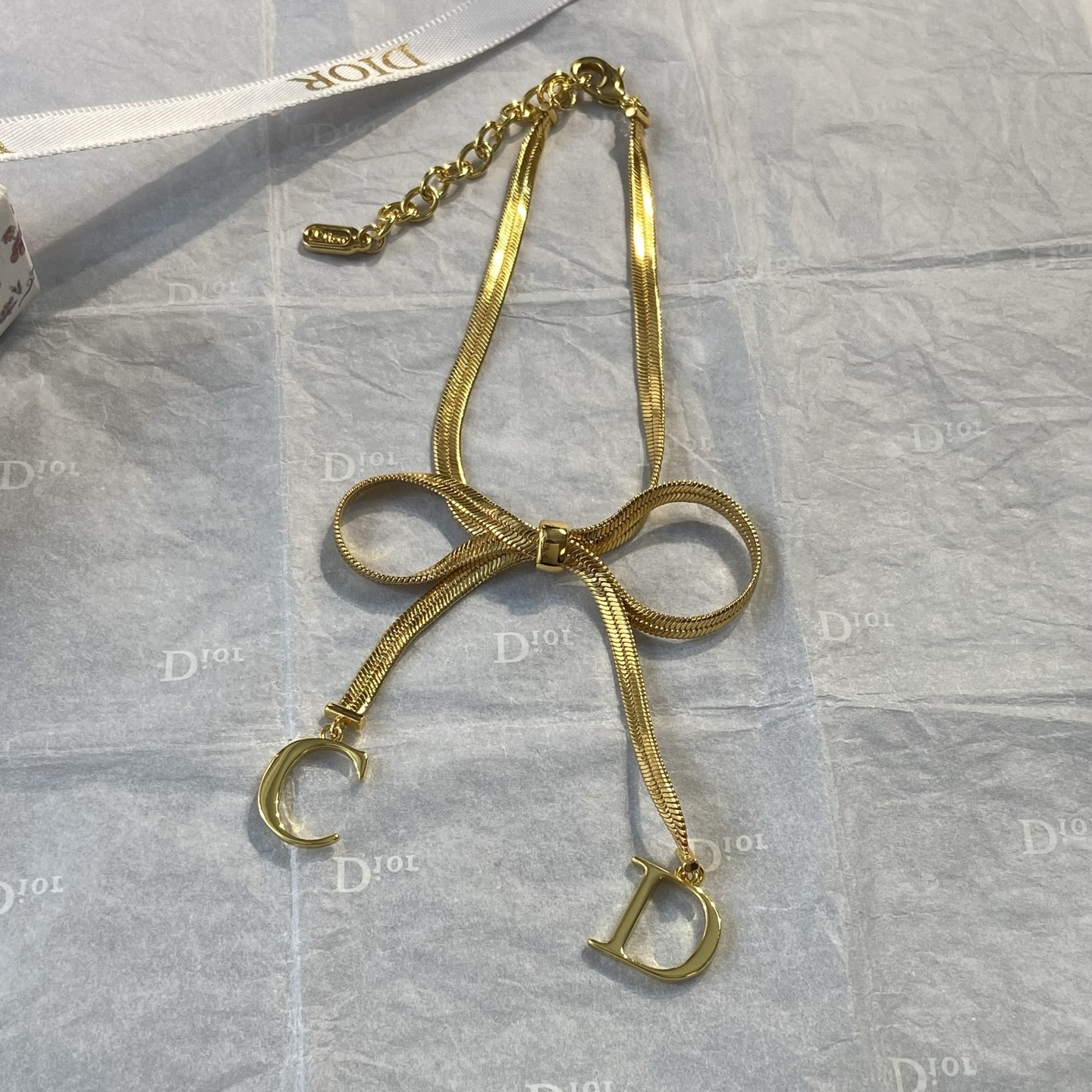 Dior Bow CD Charm Snake Chain necklace gold-tone metal 42cm with 5cm extender