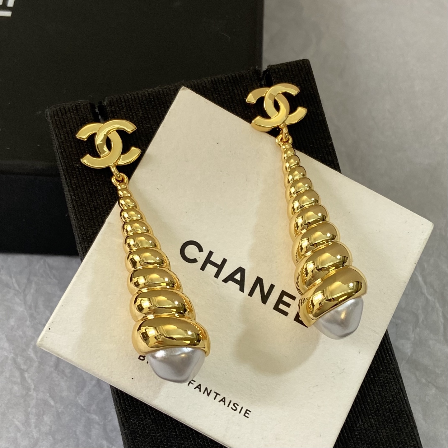 Chanel CC Spiral Shell Pearl Drop earrings gold-tone metal with white baroque pearl 5 5cm drop length