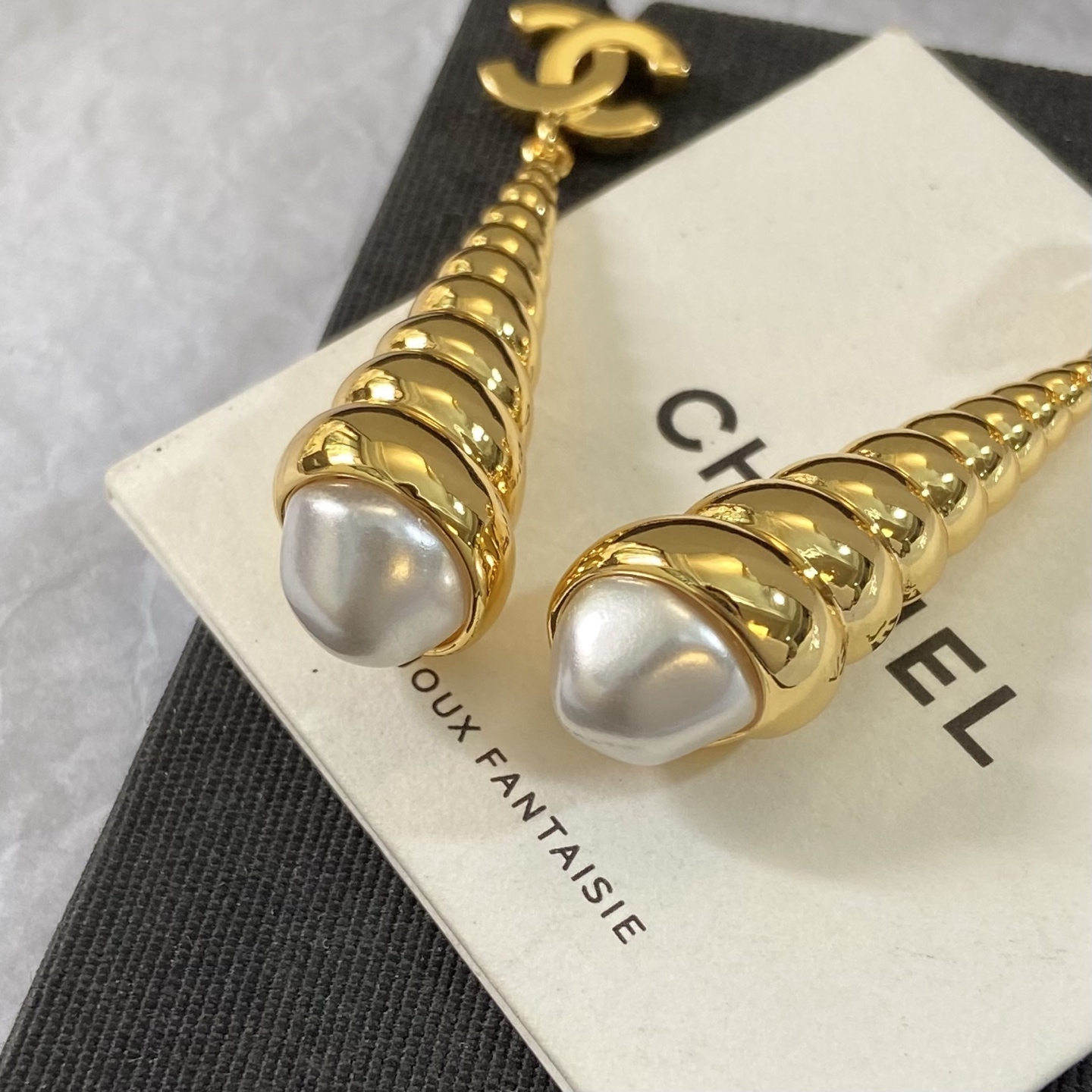 Chanel CC Spiral Shell Pearl Drop earrings gold-tone metal with white baroque pearl 5 5cm drop length