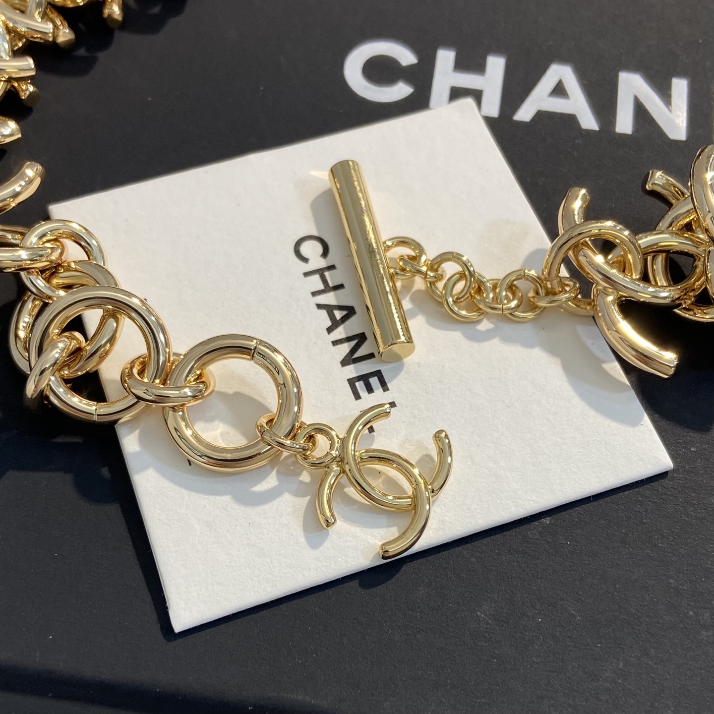 Chanel Interlocking CC Logo Chunky Chain Choker necklace gold-tone metal 38cm with 5cm extender
