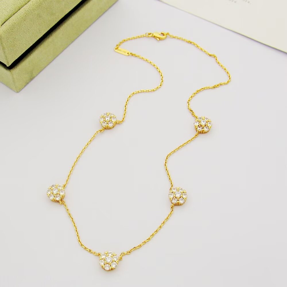 Van Cleef Arpels Fleurette necklace 18k rose gold diamond 42cm