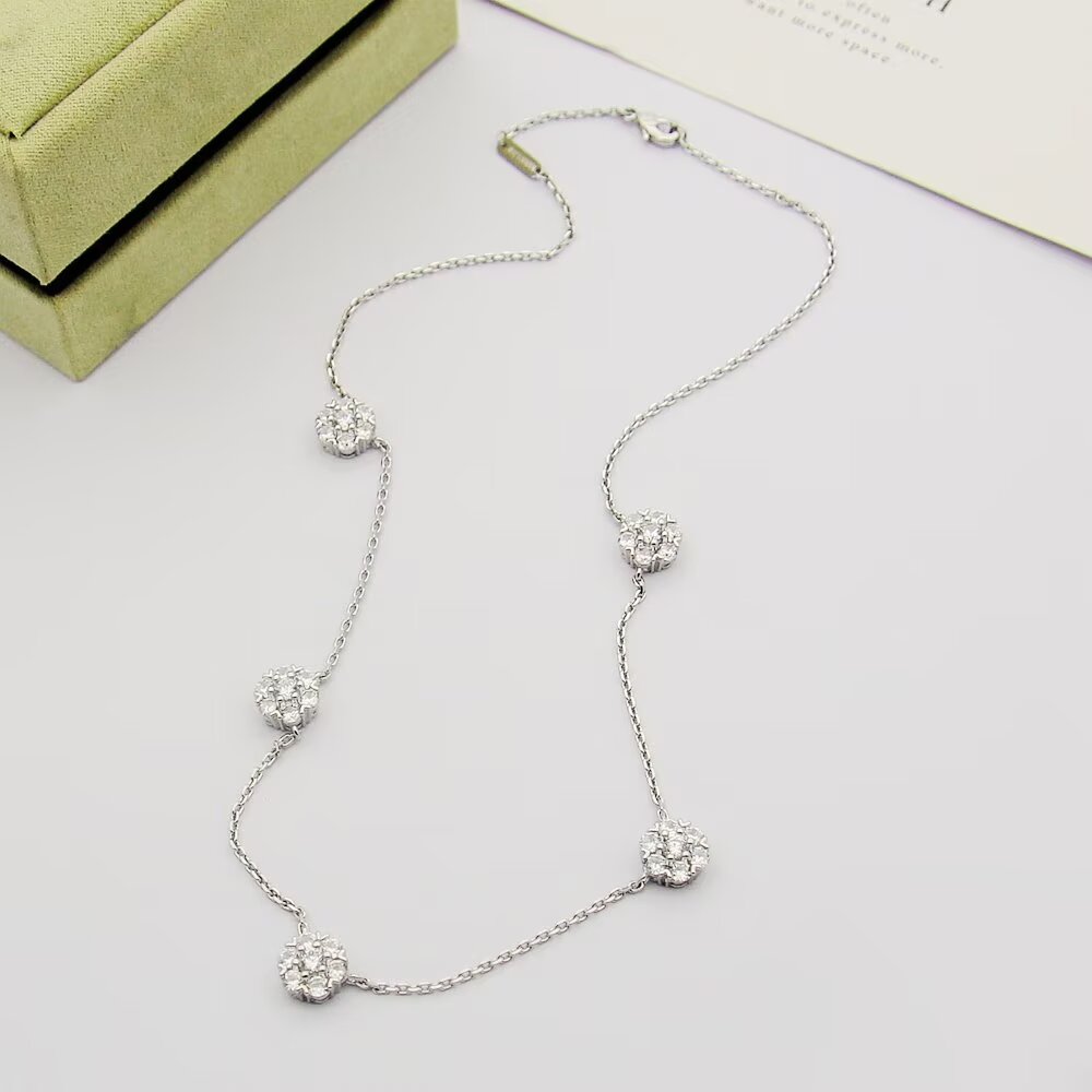 Van Cleef Arpels Fleurette necklace 18k rose gold diamond 42cm