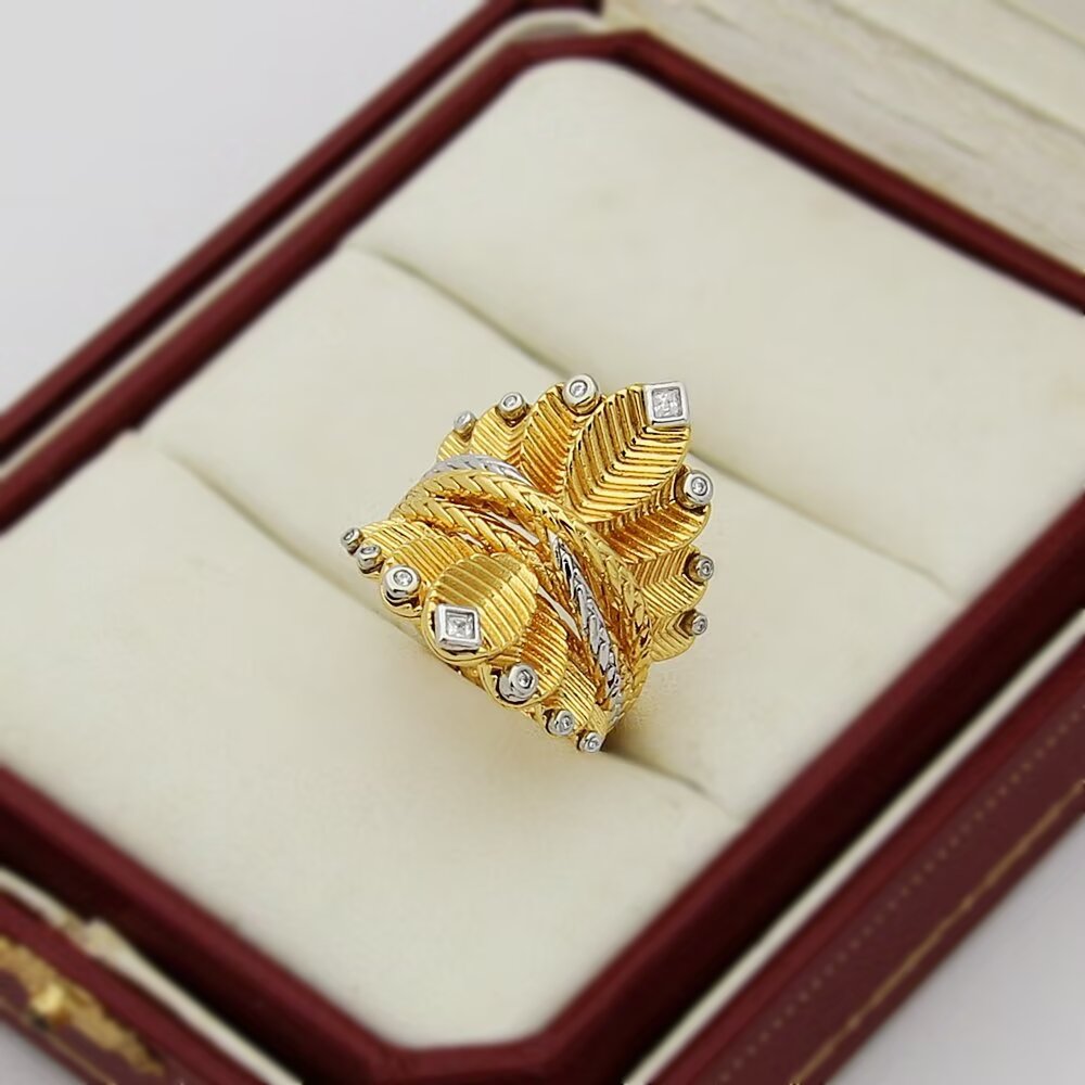 Cartier Grain de cafe ring yellow gold with white gold accents and clear diamonds silver with clear diamonds rose gold with clear diamonds 50