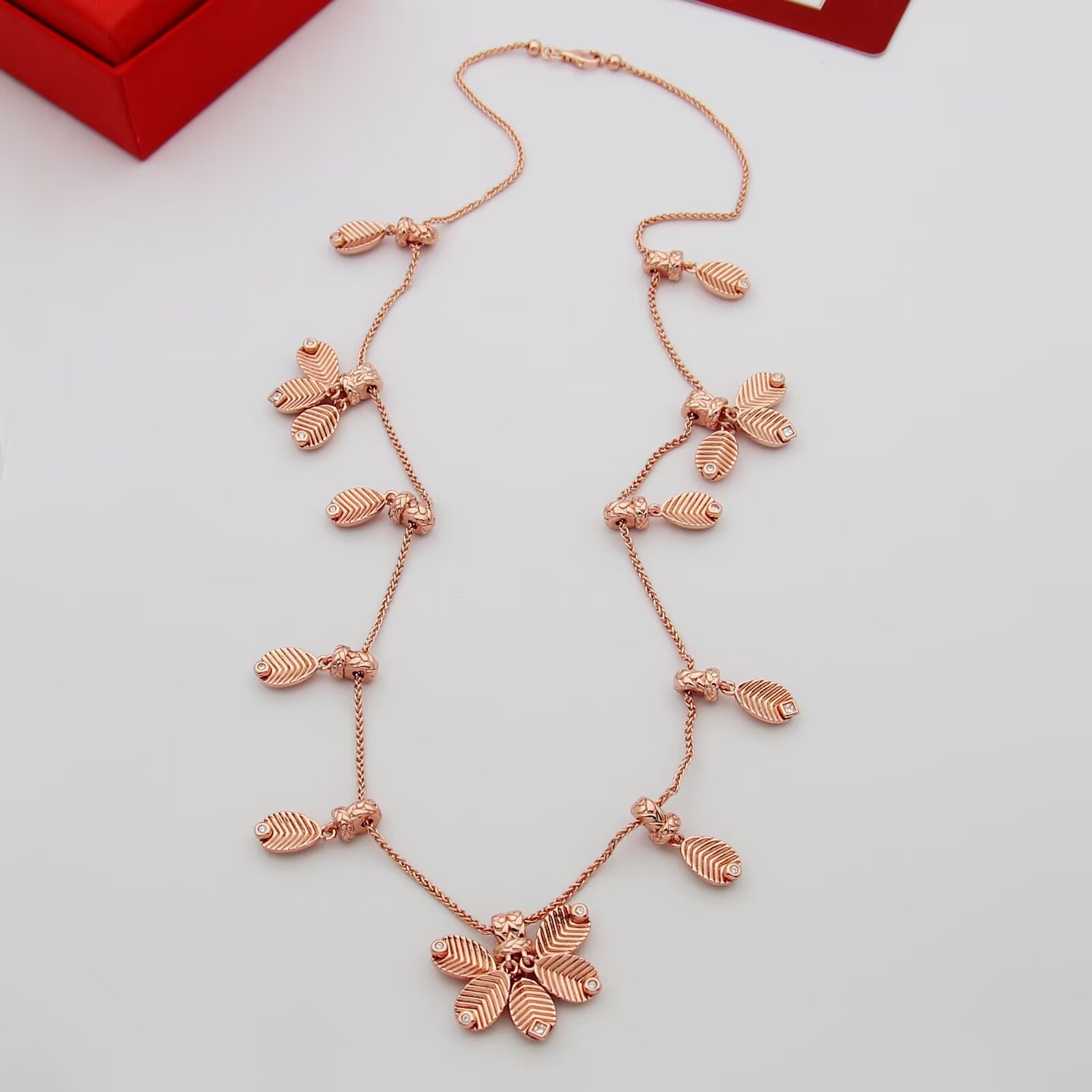 Cartier Grain de Cafe necklace Yellow Gold with Diamond Accents Rose Gold with Diamond Accents White Gold with Diamond Accents 42cm