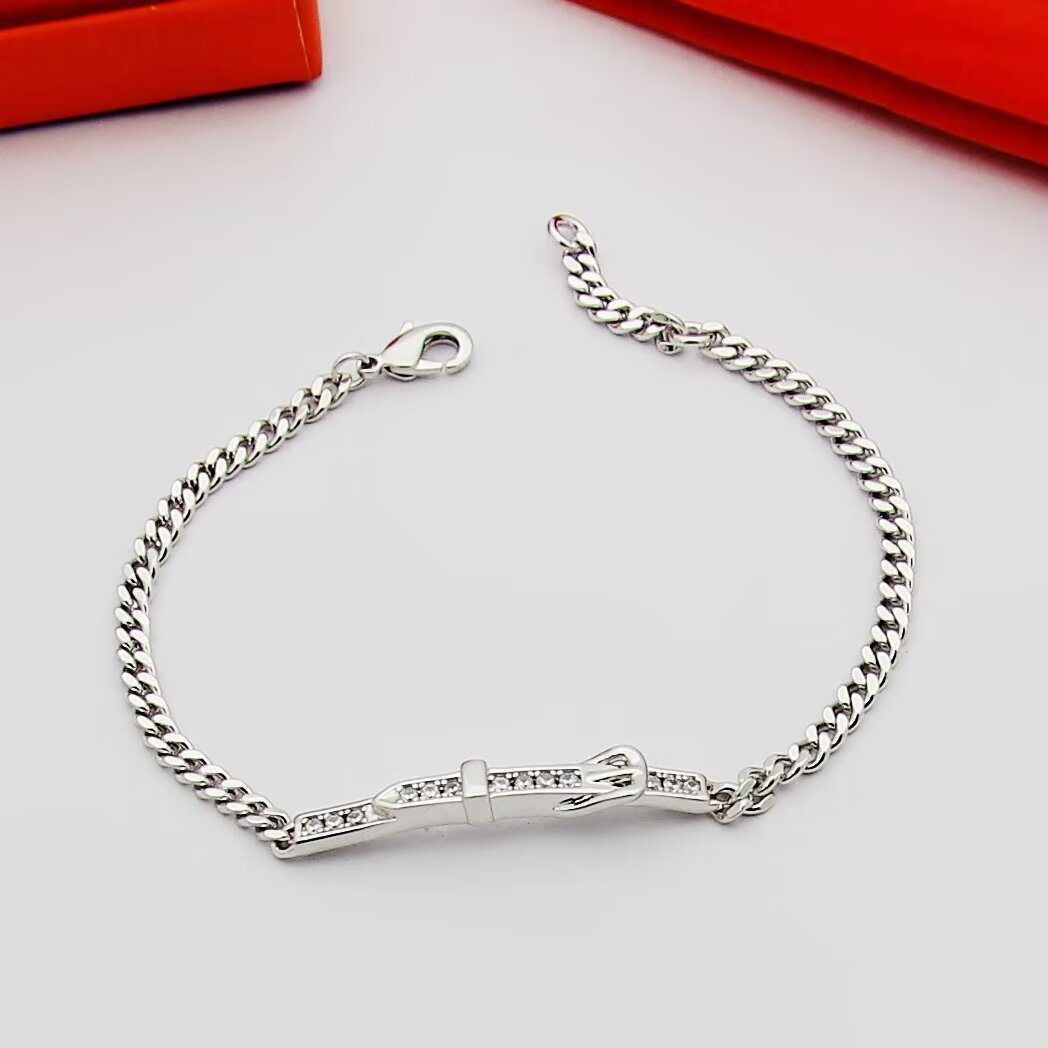 Bracciale Hermes con fibbia a catena e catena in oro giallo oro rosa argento con pietre chiare simili a diamanti 17 cm