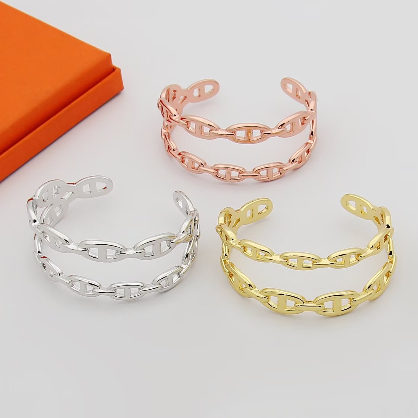 Bracciale Hermes Chaine d Ancre Enchainee Argento sterling metallo argentato senza pietre preziose Polsino aperto regolabile taglia unica