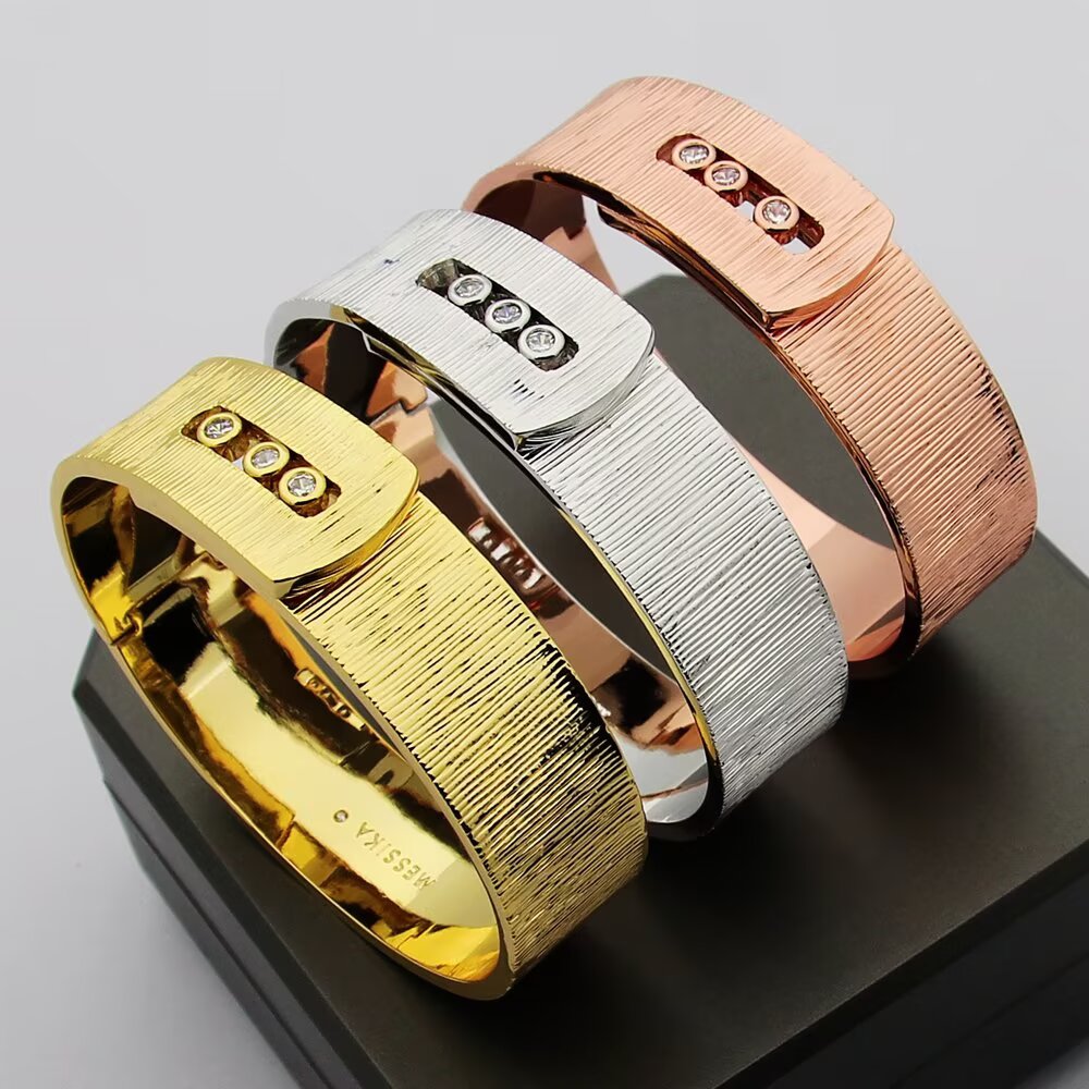 Messika Move Noa bracelet brushed yellow gold with clear diamonds 17cm