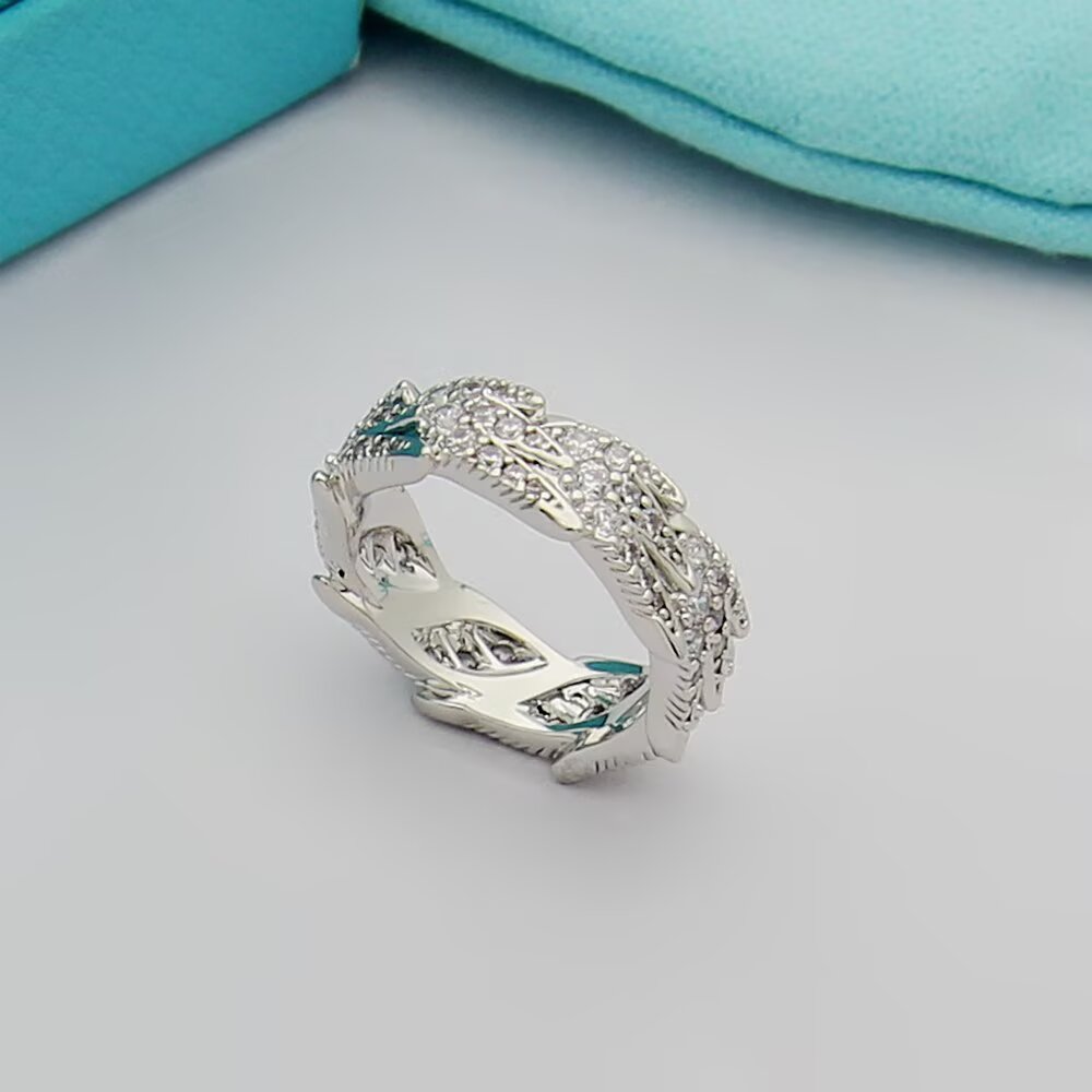 Tiffany Tiffany Victoria Vine Band Ring ring 18k yellow gold with round brilliant diamonds 6