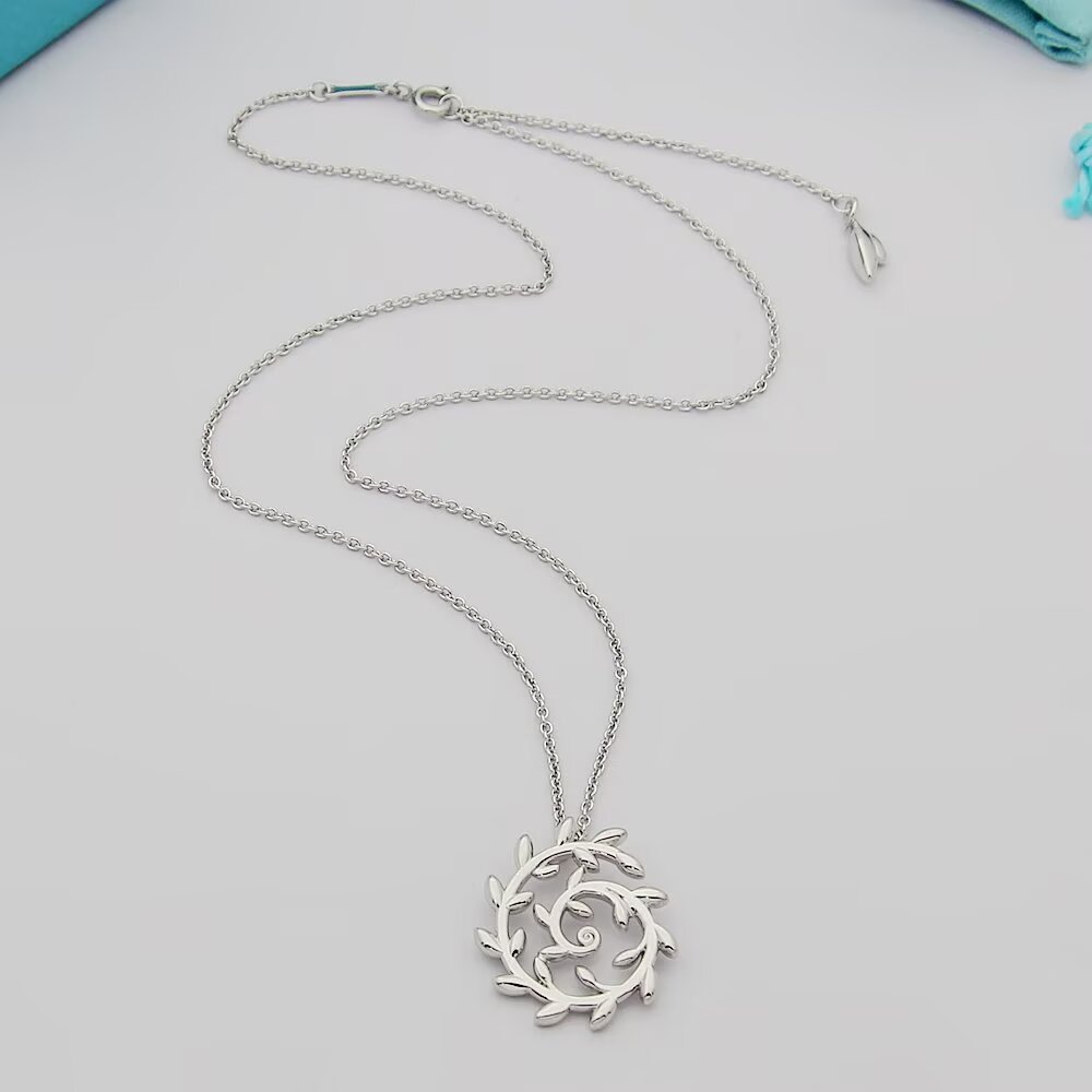Tiffany Co Paloma Picasso Olive Leaf Spiral necklace 18k yellow gold 18 inches