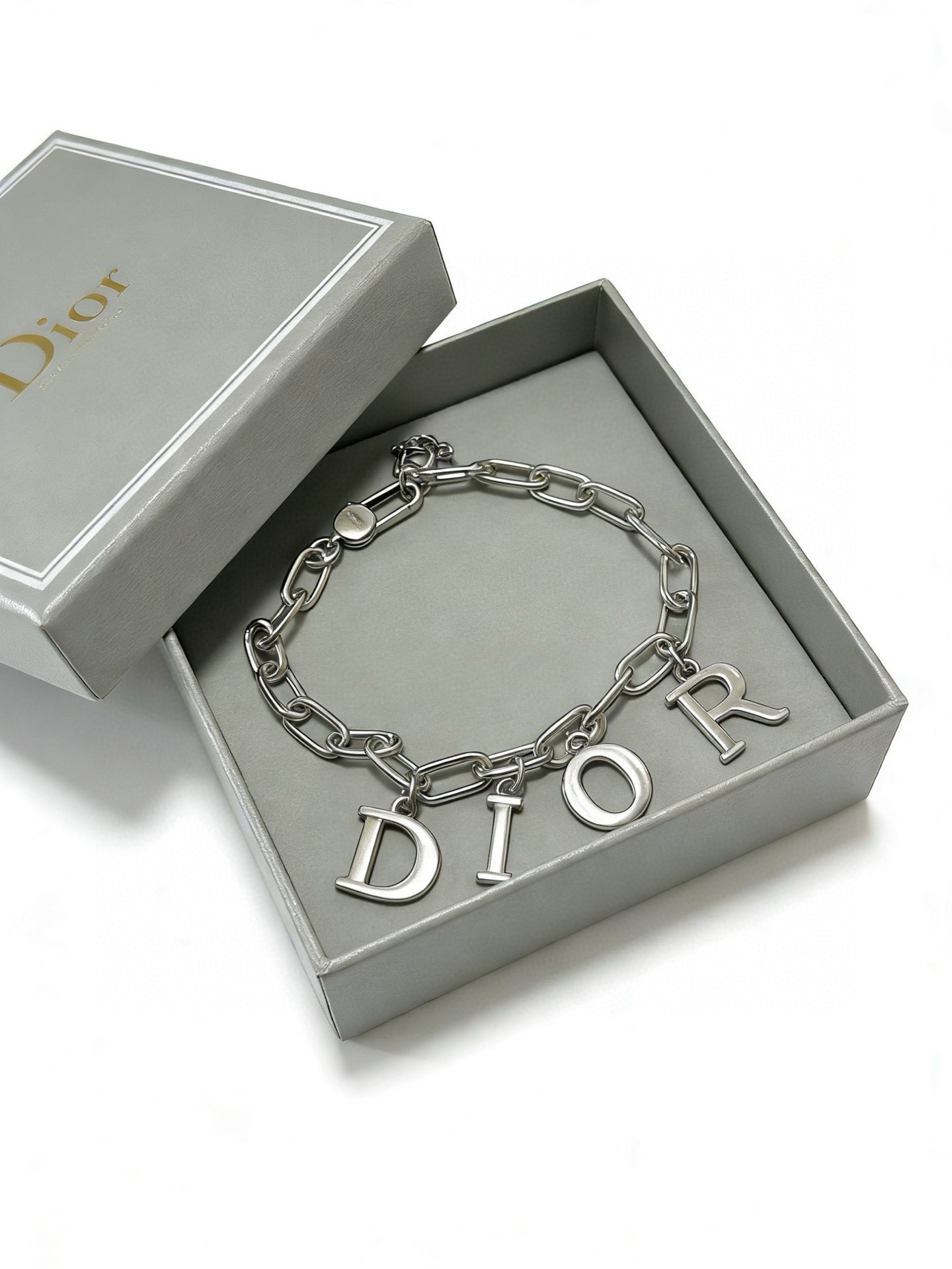 Dior Dio r evolution Letter Charm Bracelet bracelet Silver-toned metal no additional gemstones 18cm