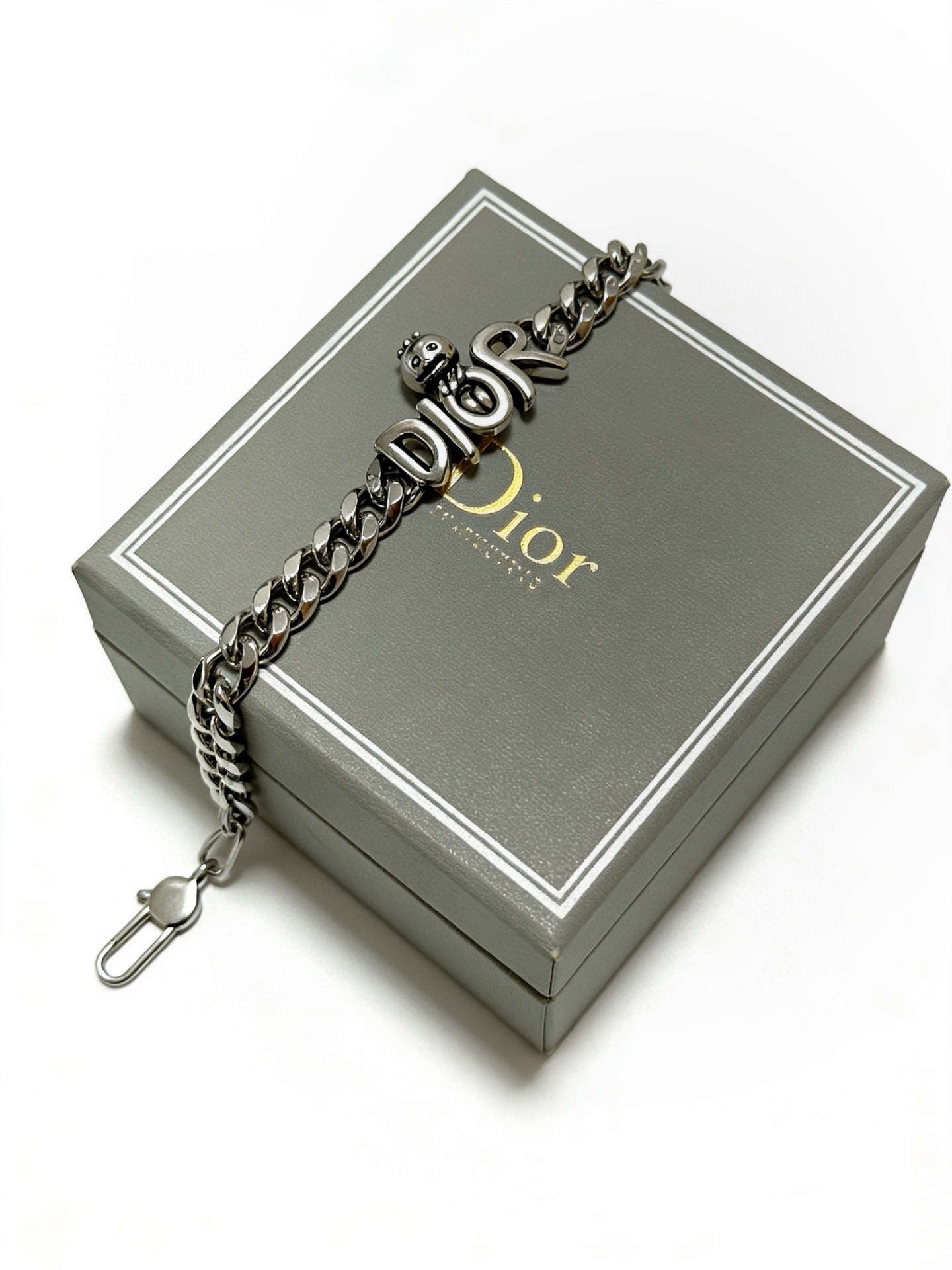 Dior DIOR x KAWS Bubble Logo Cuban Chain Bracelet bracelet Silver-tone metal no gemstones 21cm