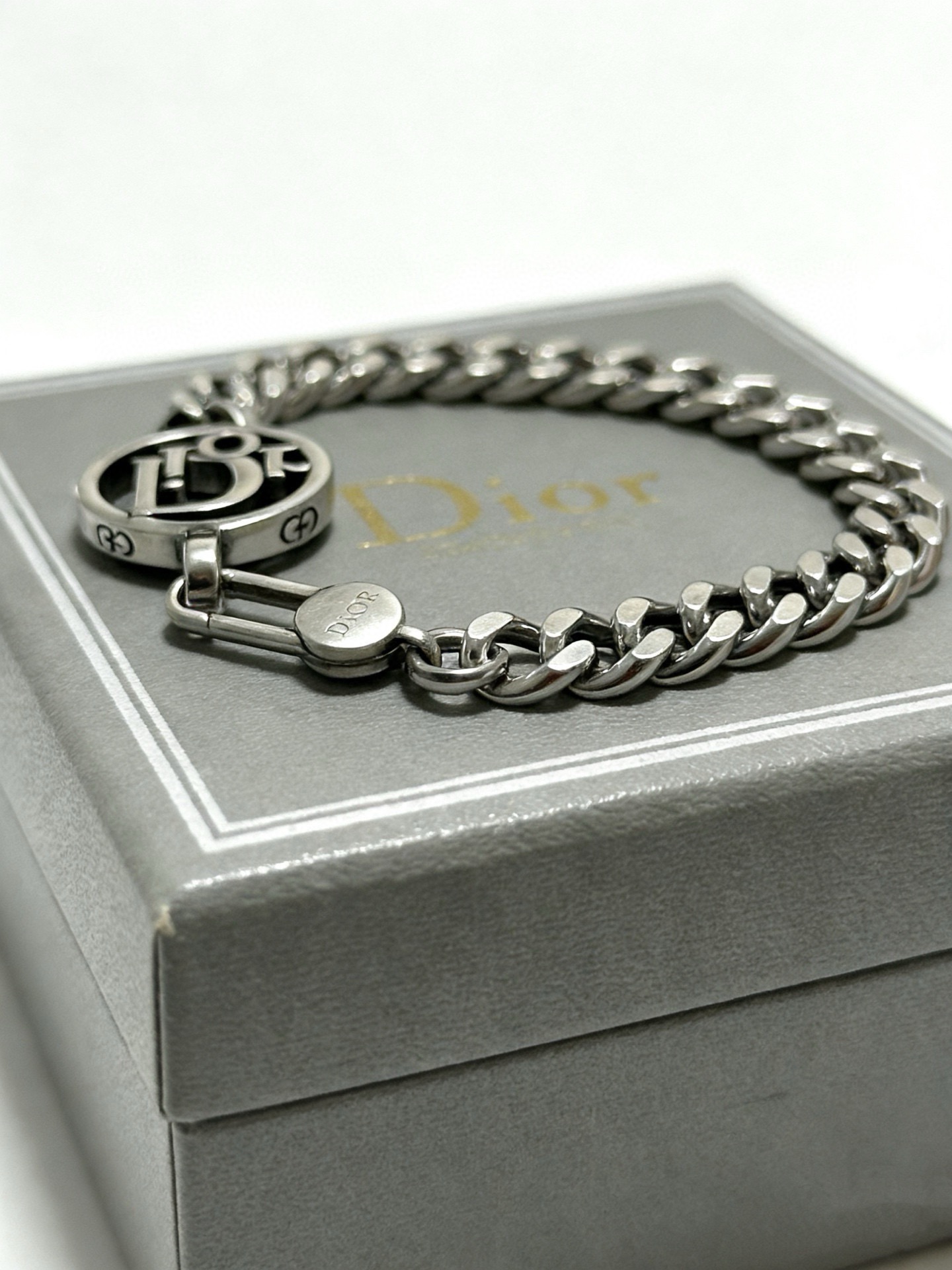 Dior Dior Oblique Logo Curb Chain Bracelet bracelet Gunmetal silver-toned metal no accent stones 21cm