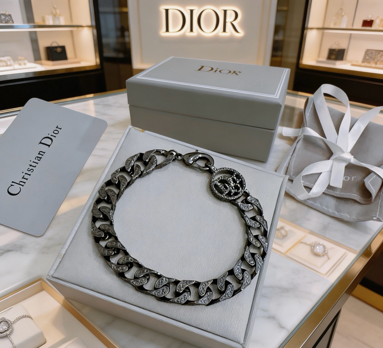 Christian Dior CD Logo Engraved Curb Chain bracelet Gunmetal black ruthenium-toned metal with engraved detailing 19cm