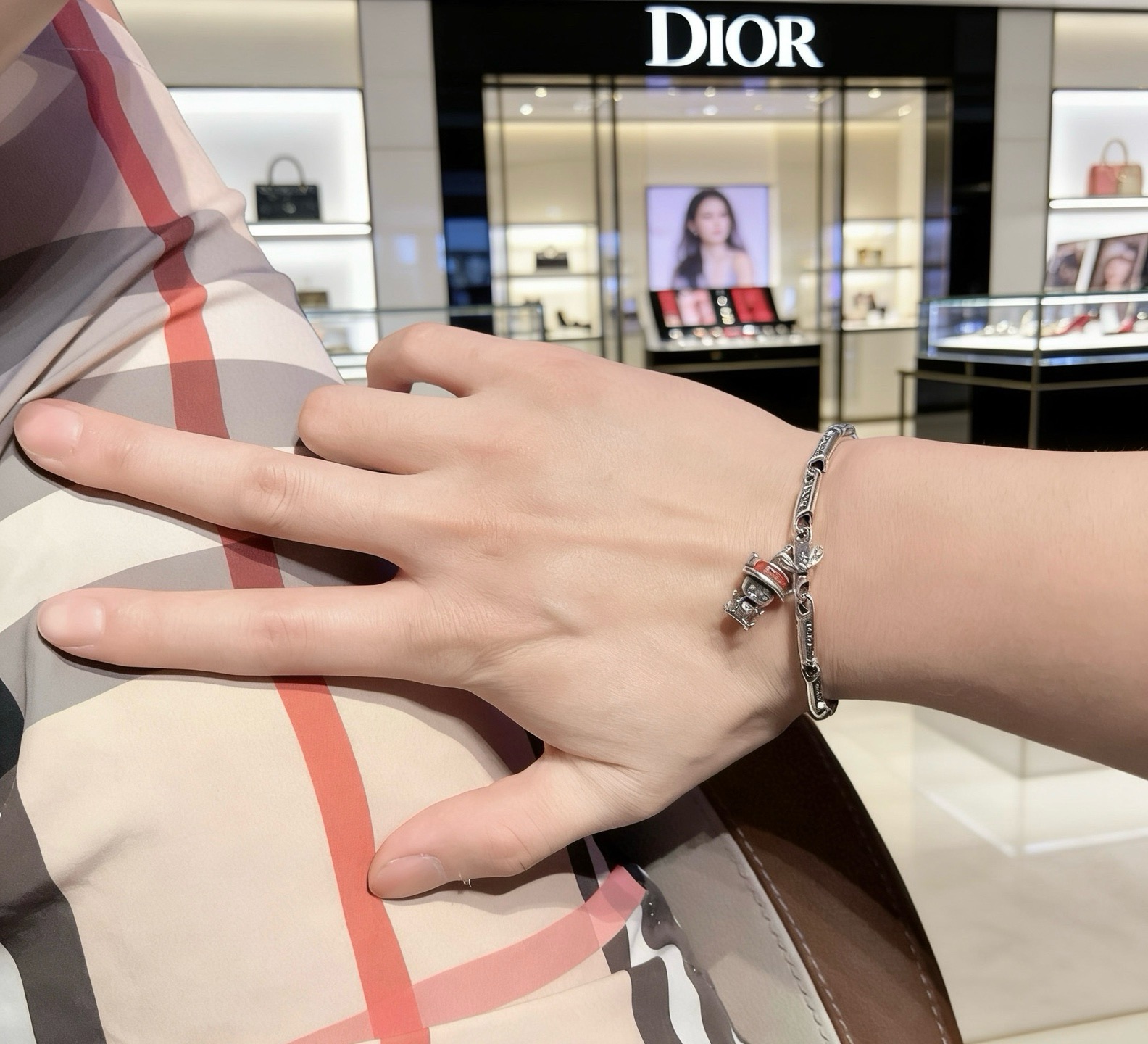 Dior DIOR x Kenny Scharf Robot Charm Chain Bracelet bracelet Silver-toned metal with red enamel accent 18cm with 3cm extender