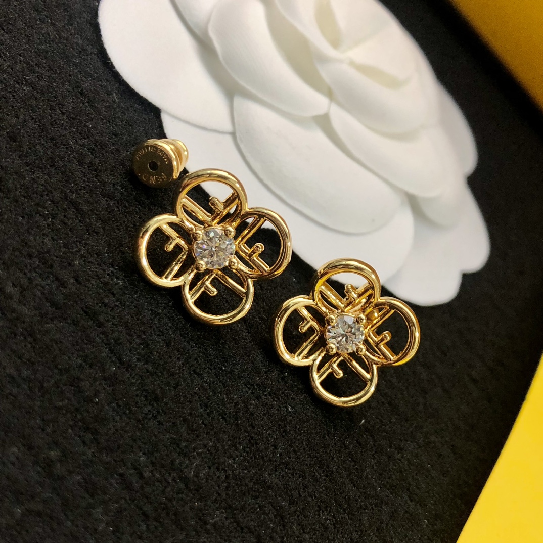 Fendi Fendi logo four-leaf clover earrings gold-tone metal with clear cubic zirconia 1 2cm diameter