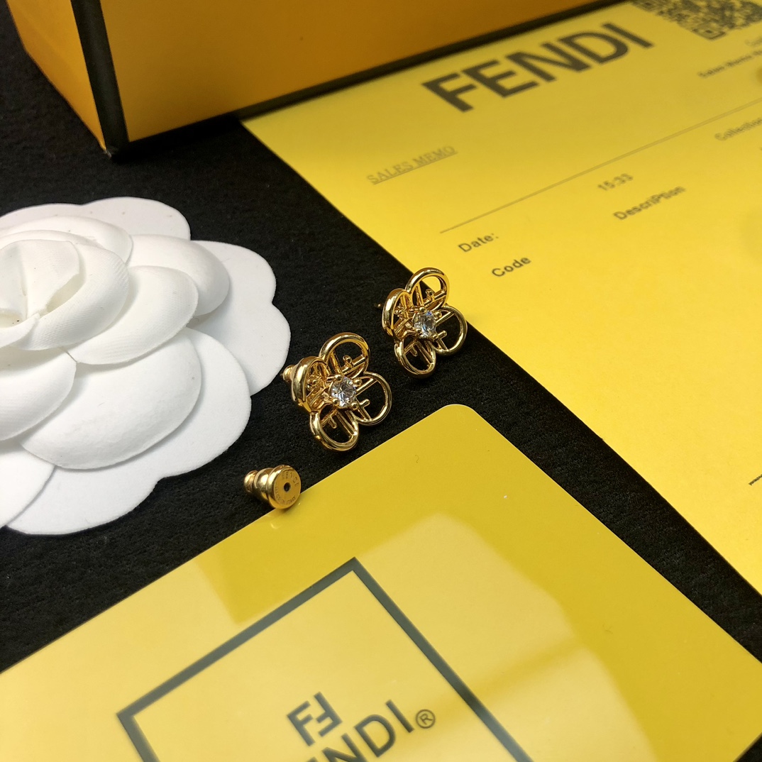 Fendi Fendi logo four-leaf clover earrings gold-tone metal with clear cubic zirconia 1 2cm diameter