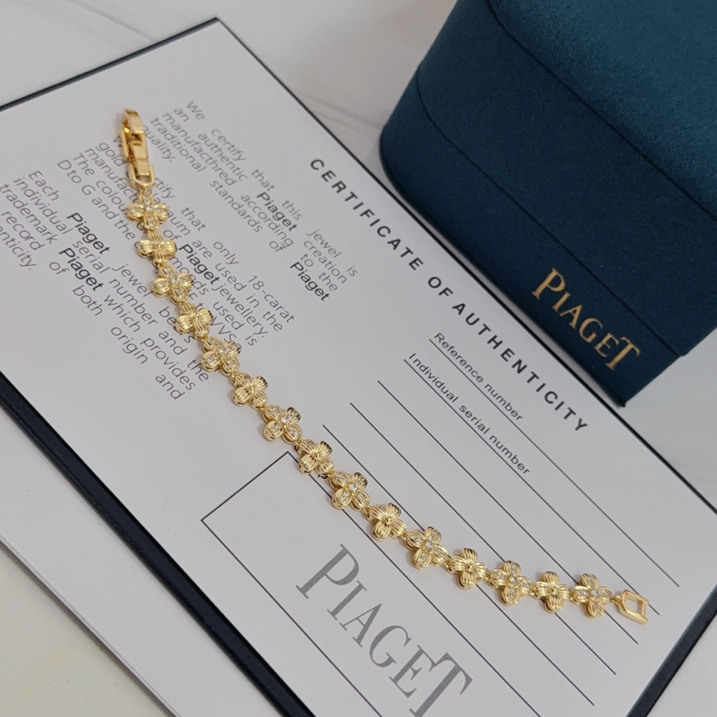 Piaget Rose Flower bracelet Yellow gold with clear diamonds 17cm