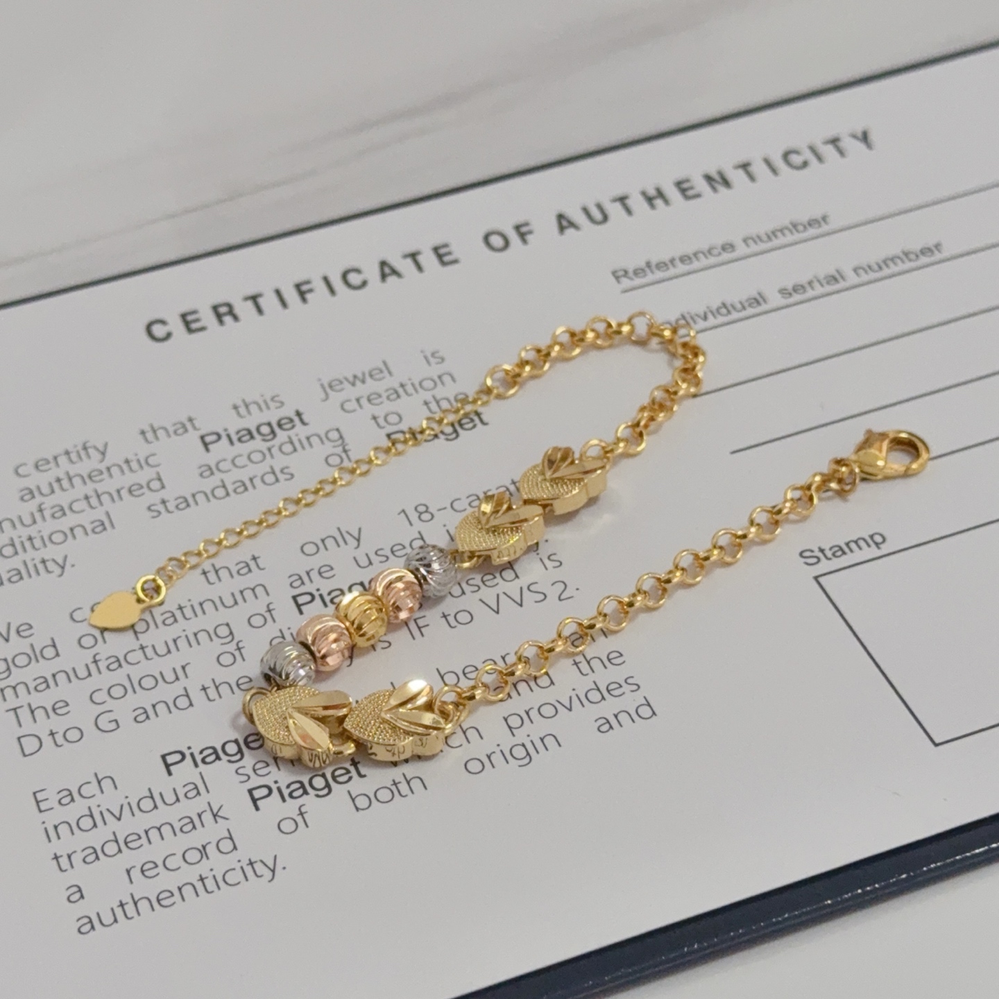 Piaget Possession Heart Motif bracelet Tri-tone yellow gold rose gold white gold metal no gemstones 16cm with 3cm extender chain