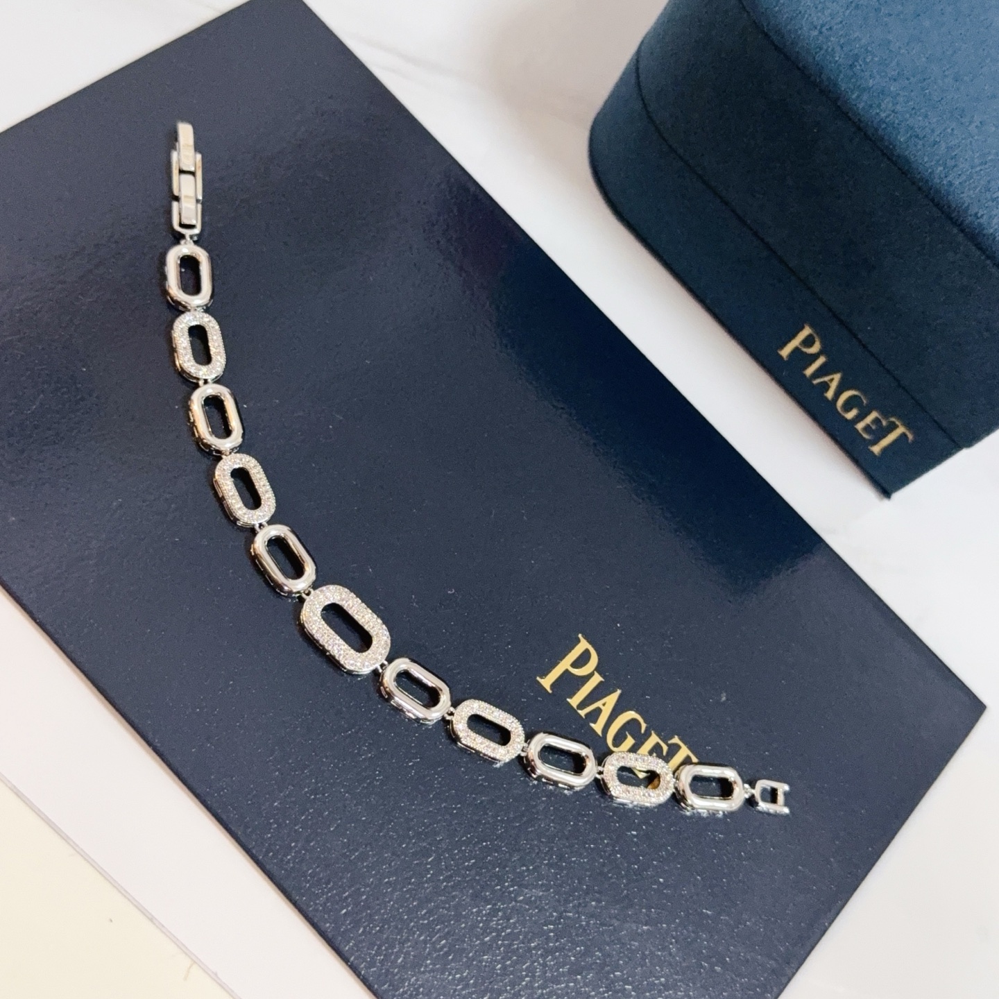 Piaget Possession bracelet Silver-toned white gold with clear diamond pave accents 18cm