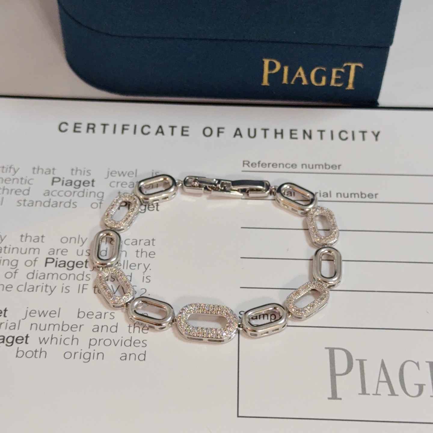 Piaget Possession bracelet Silver-toned white gold with clear diamond pave accents 18cm
