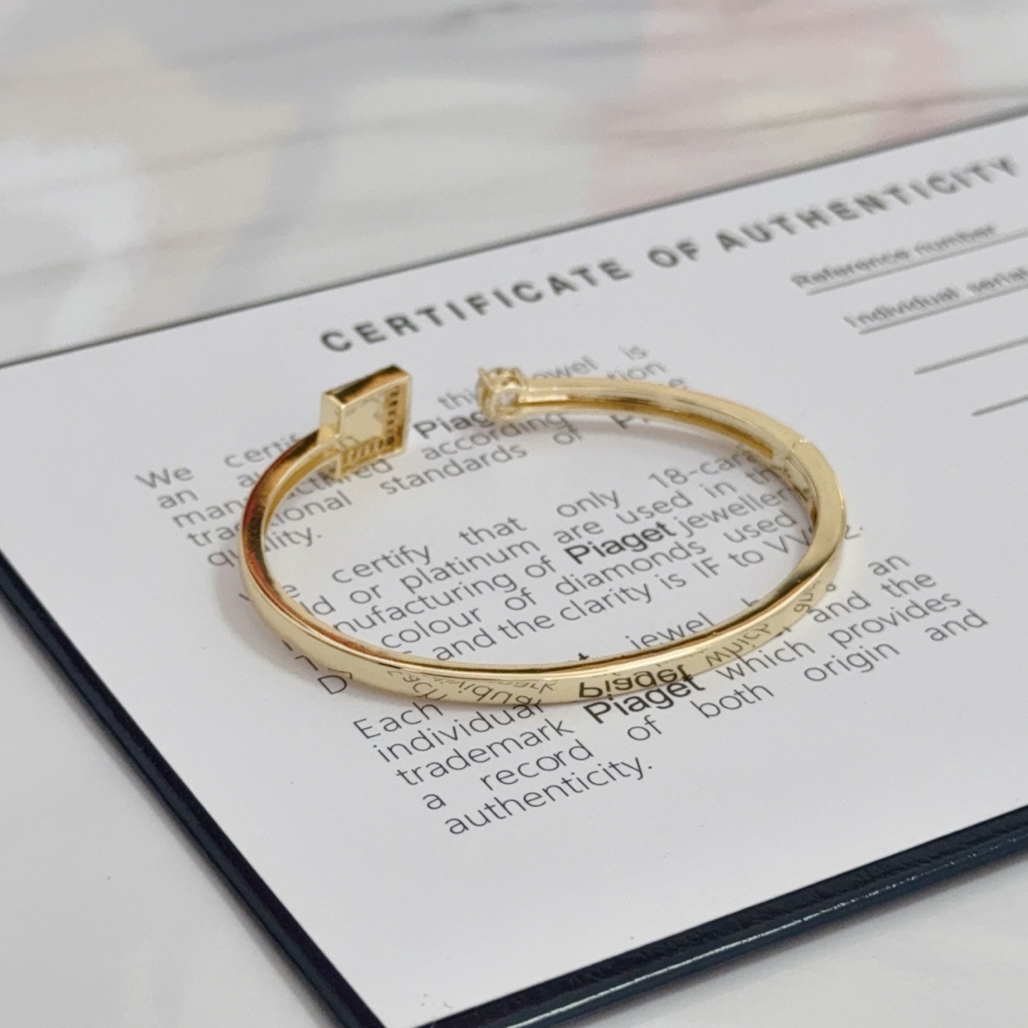 Piaget Possession bracelet yellow gold with black onyx and clear diamond accents 17cm inner circumference