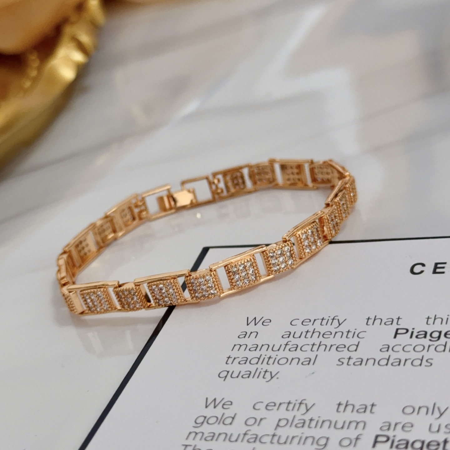 Piaget Pave Diamond Link Bracelet bracelet 18k rose gold with clear white diamonds 18cm