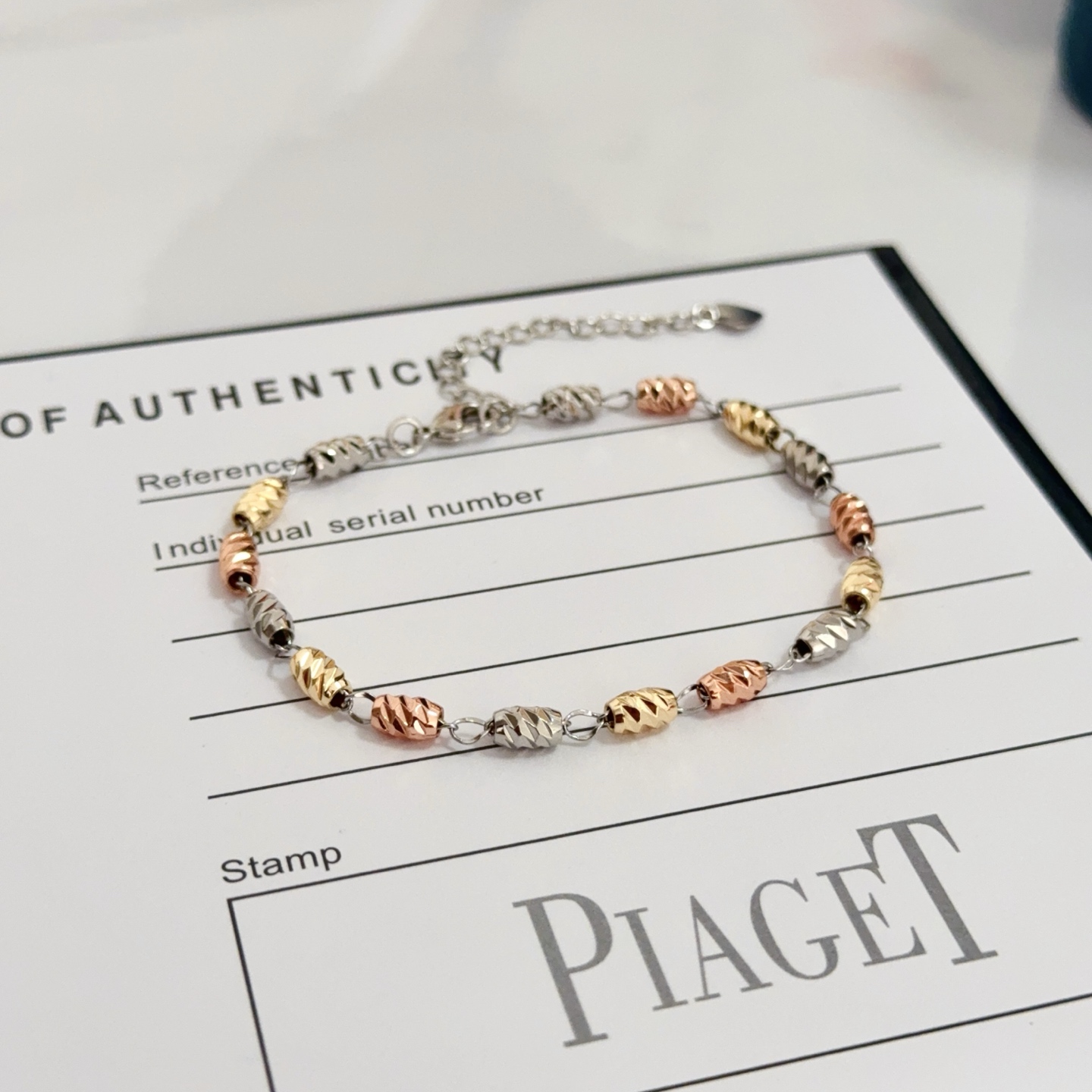 Piaget Tri-Tone Textured Bead Chain bracelet Tri-tone silver yellow gold rose gold metal no gemstones 18cm with 3cm extender