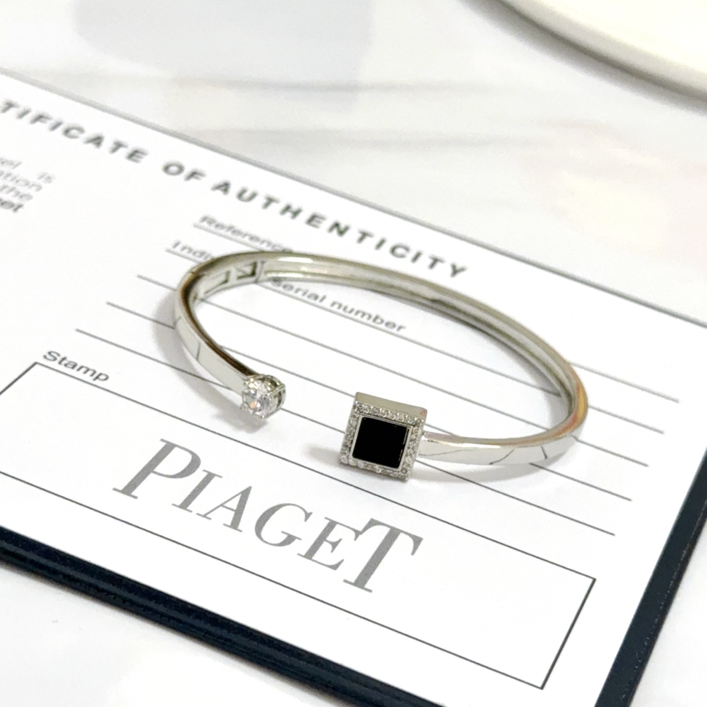 Piaget Possession bracelet Silver-toned white gold black onyx clear diamond 17cm
